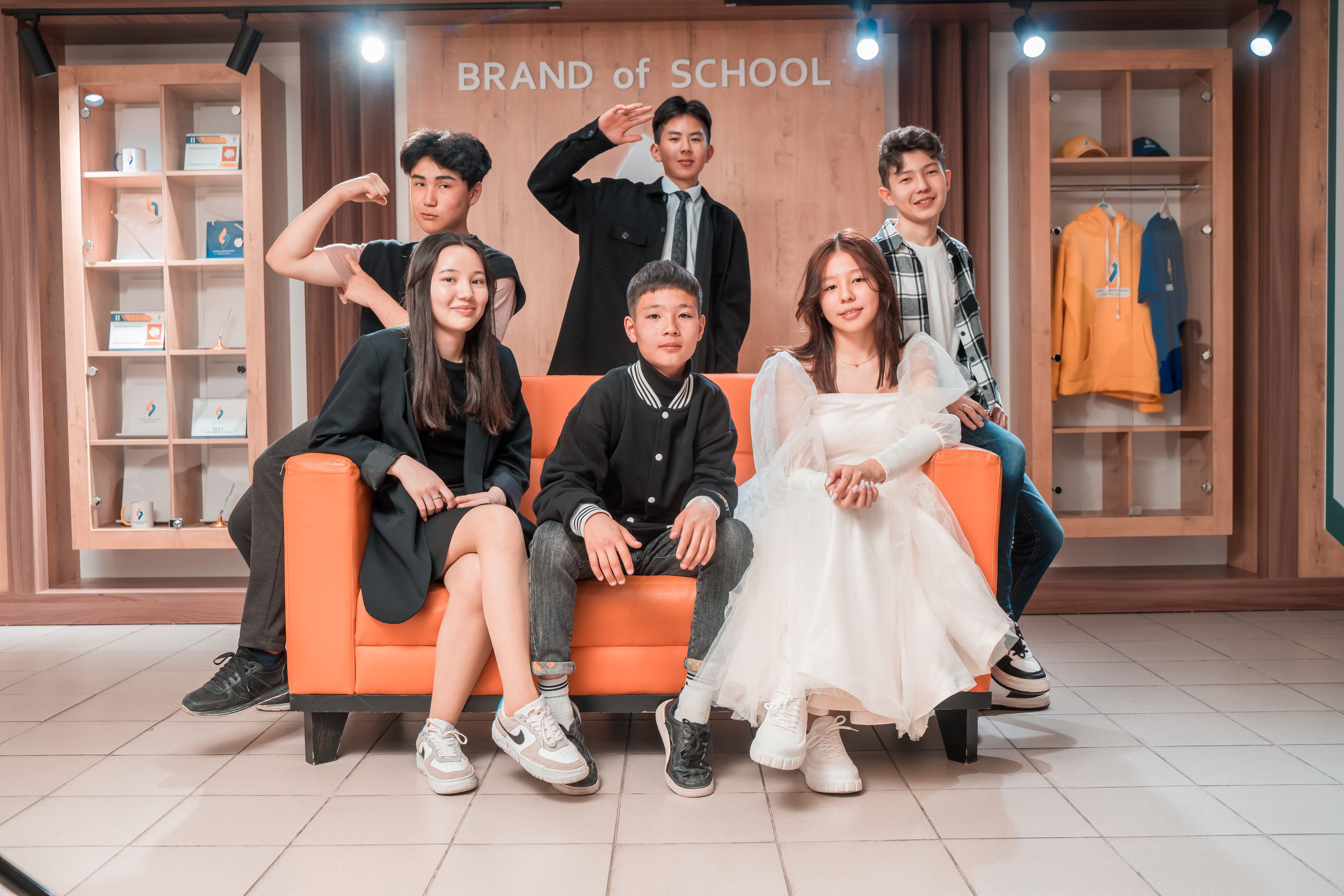 Общие фото. Выпускные альбомы в Нур-Султане (Астана) и по всему Казахстану