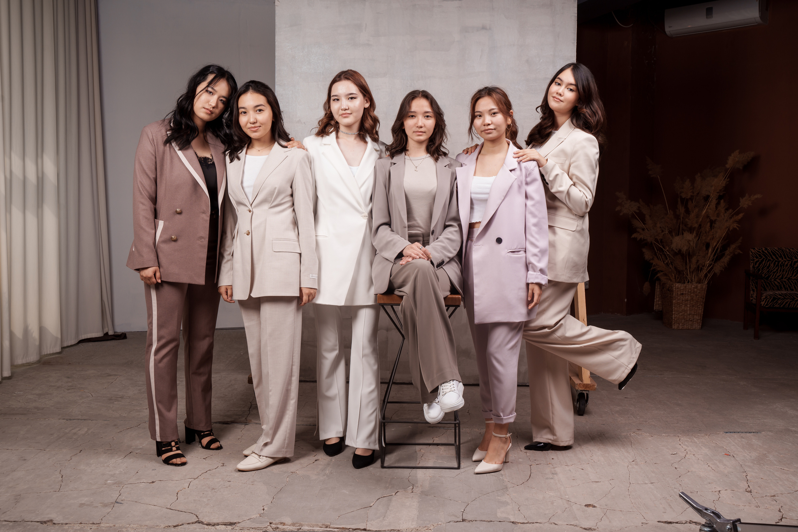 Общие фото. Выпускные альбомы в Нур-Султане (Астана) и по всему Казахстану