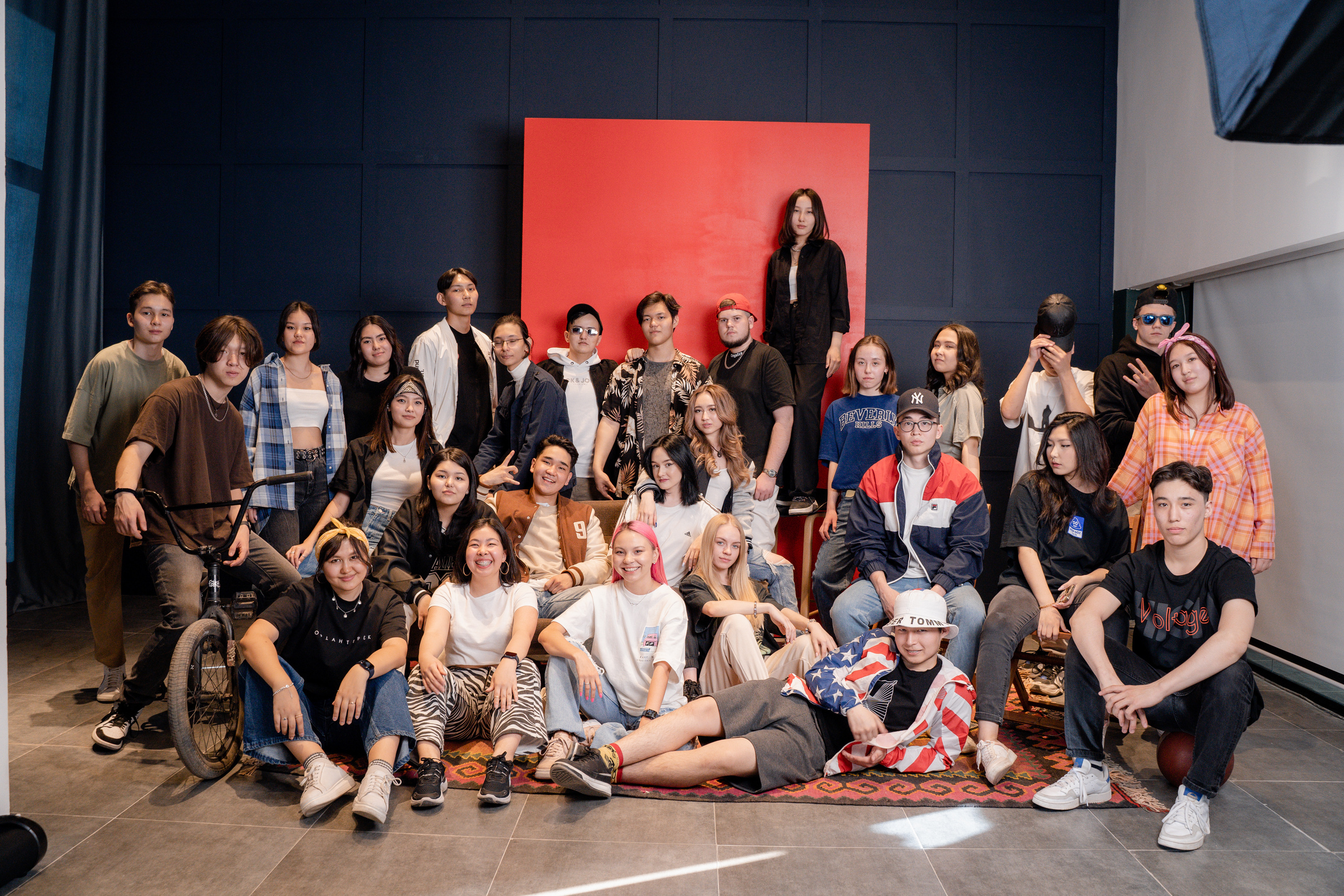 Общие фото. Выпускные альбомы в Нур-Султане (Астана) и по всему Казахстану