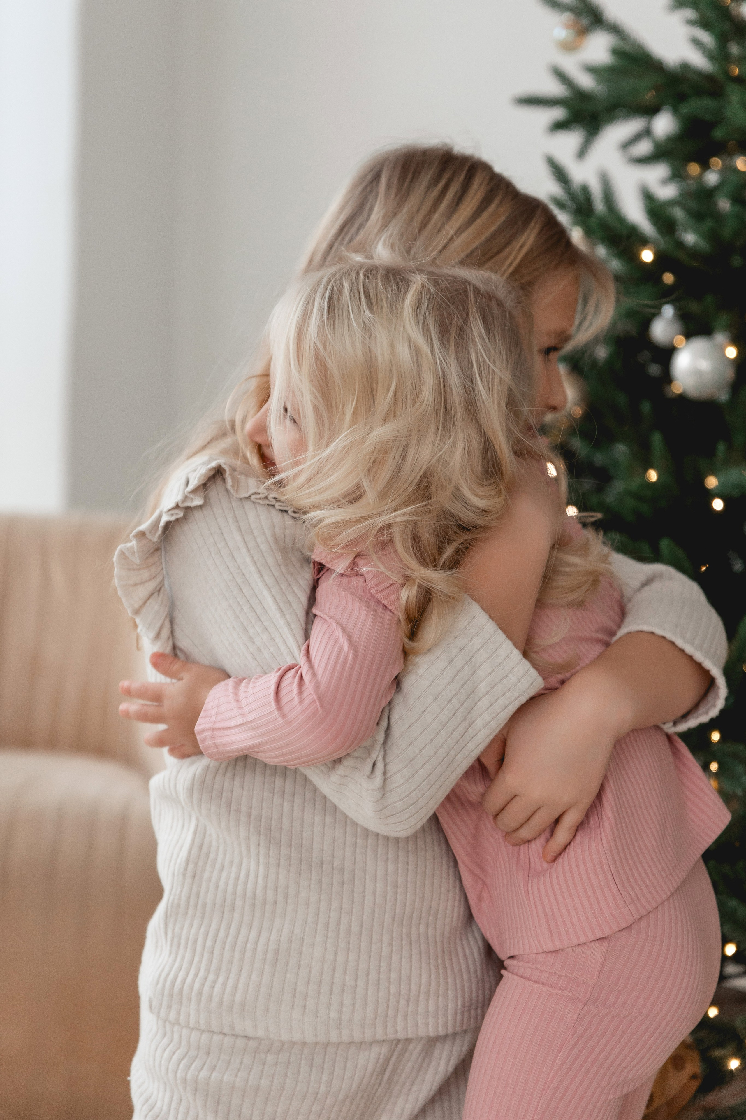 Олеся, Полина и Лера. Главная