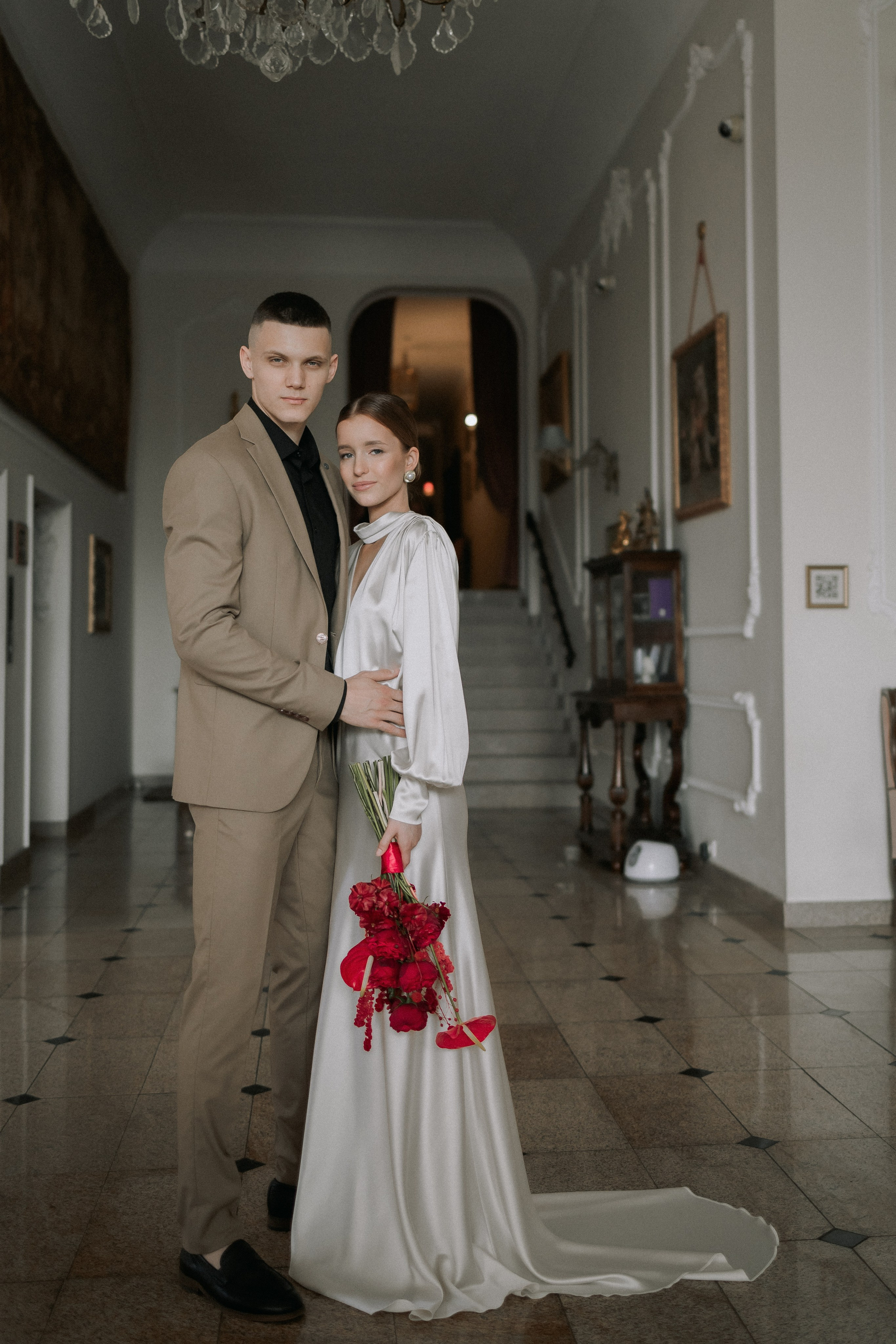 Свадебная прогулка Адель и Артём. Свадебная фотография. Арина Рубах