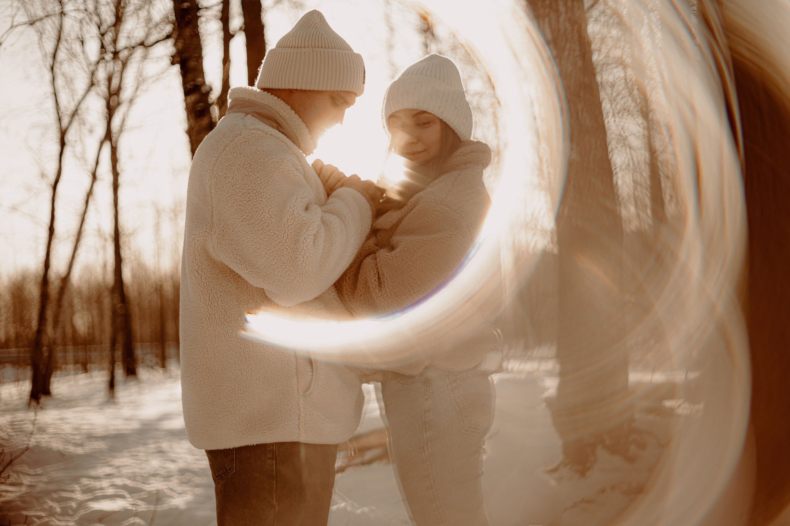 Тепло в зимнем лесу. Арт-фотограф Крис Л. в Тобольске: портрет, семейные, свадьбы