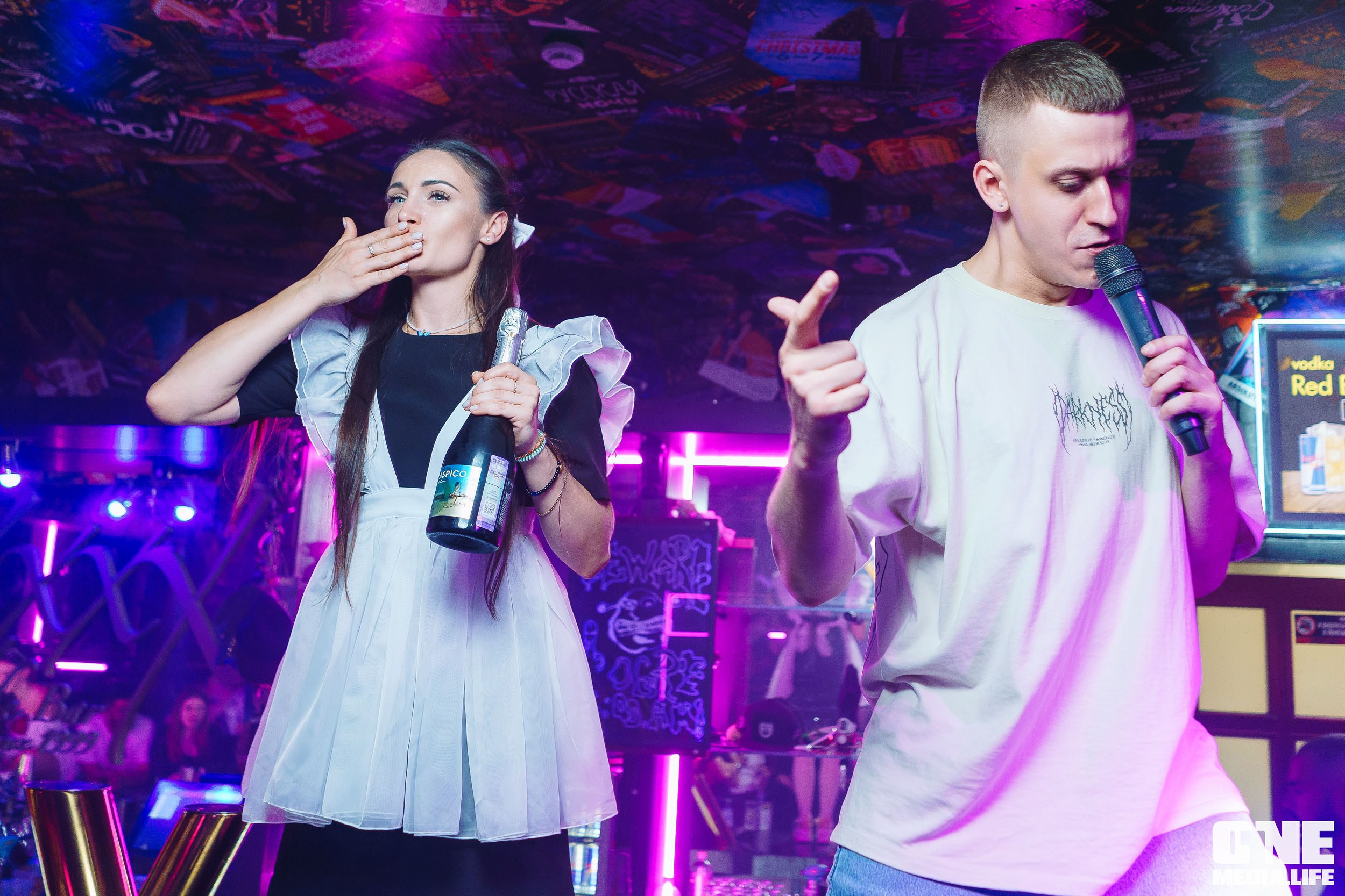 Фоторепортаж из бара XxxX. One Media Life: фоторепортажи, фотоотчеты с мероприятий и заведений