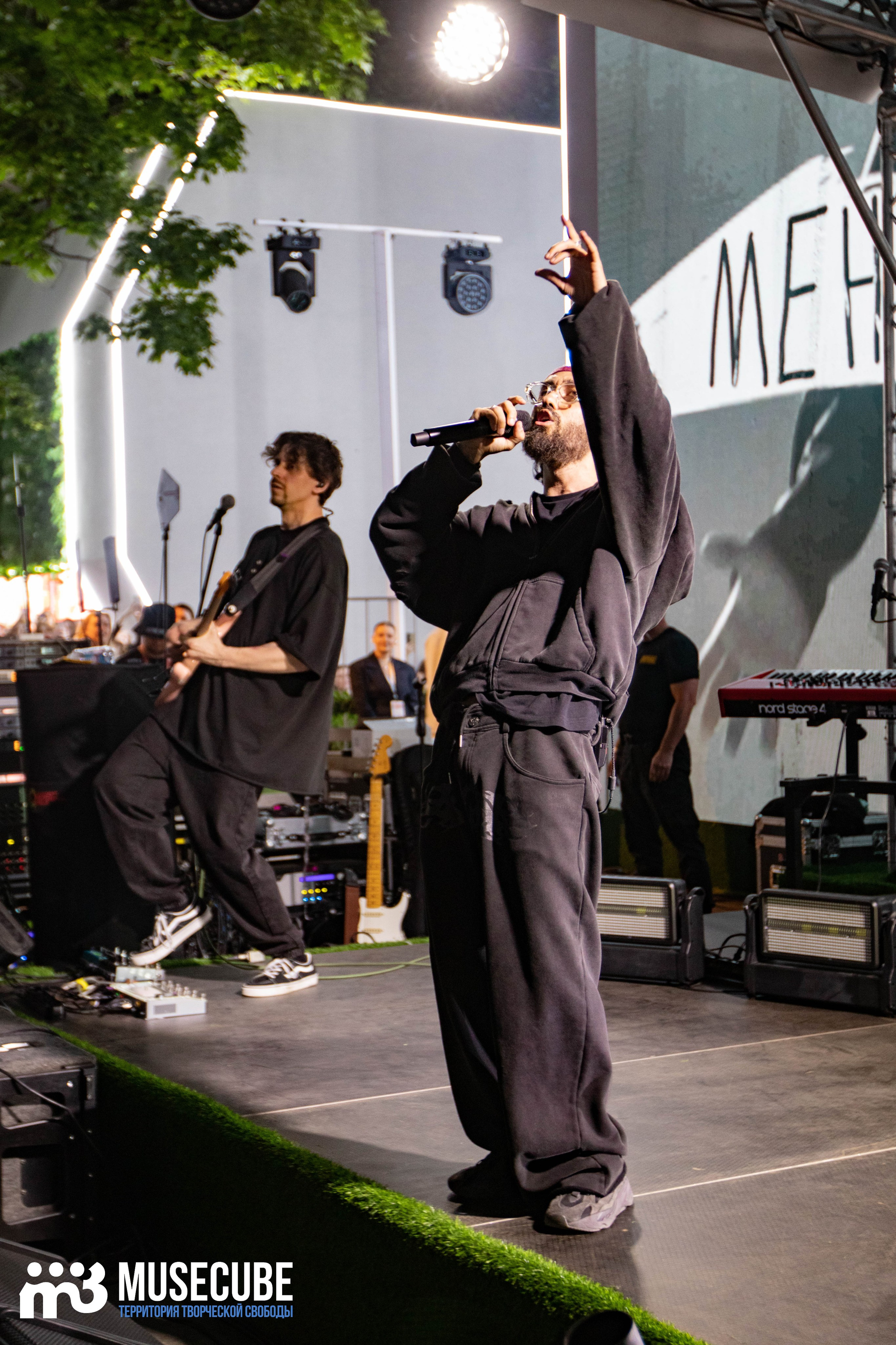 МОТ. Концертный фотограф