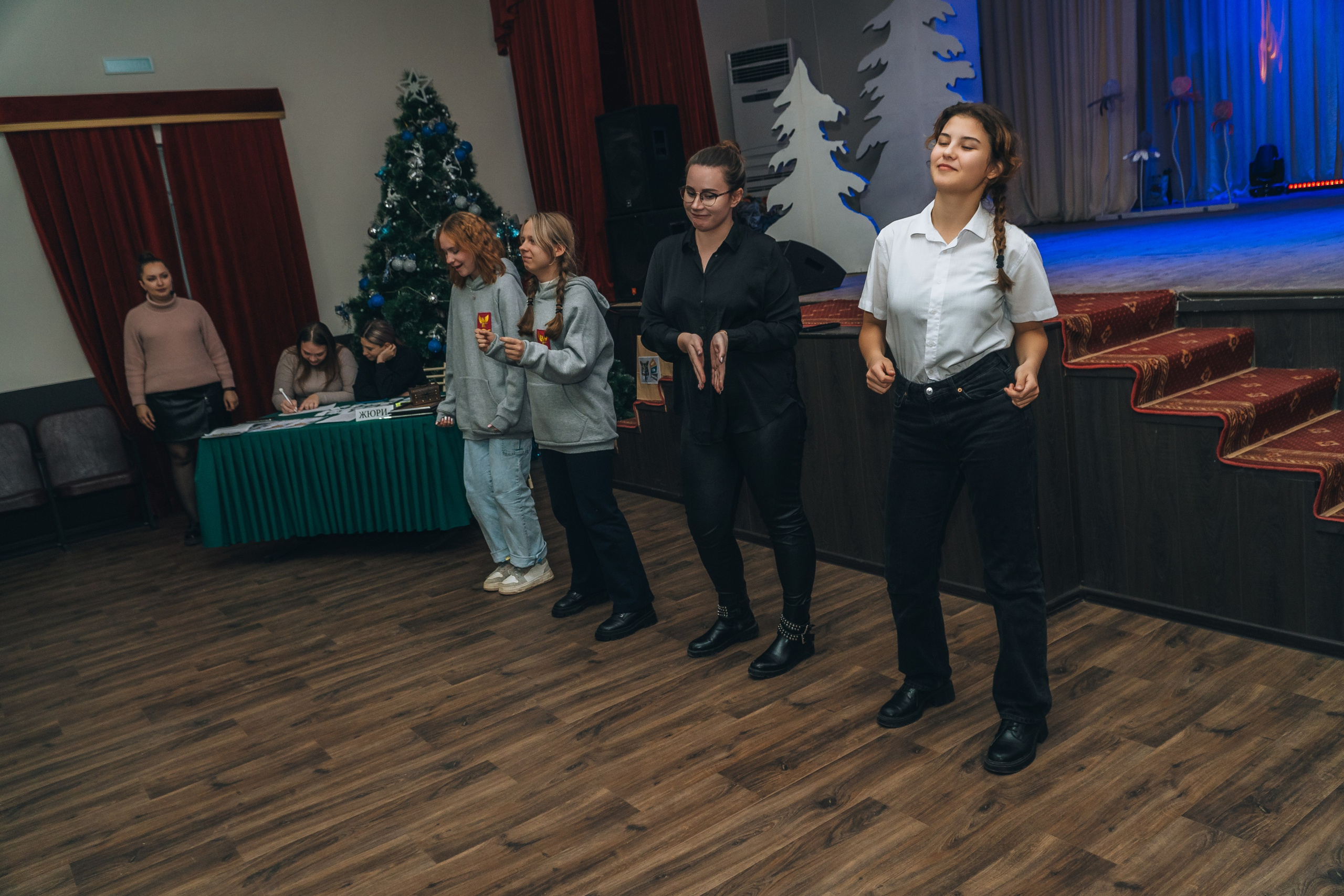 Что? Где? Когда?. Новотитаровский Дом культуры