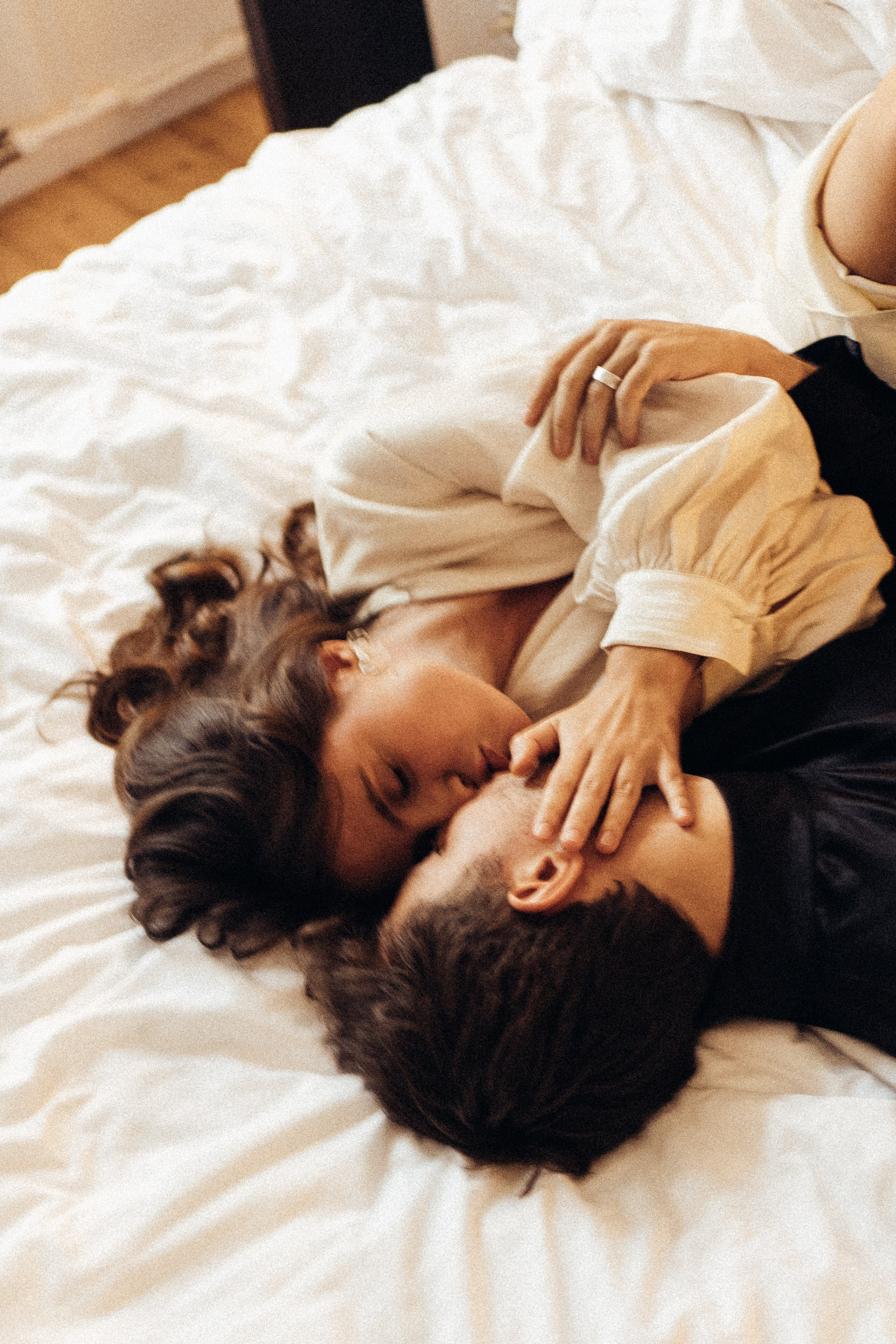 УТРО ЖЕНИХА И НЕВЕСТЫ В ПИТЕРСКОЙ КВАРТИРЕ И СЬЕМКА С СВАДЕБНЫХ ОБРАЗАХ. Профессиональный фотограф, Санкт-Петербург — Виктория Богомолова