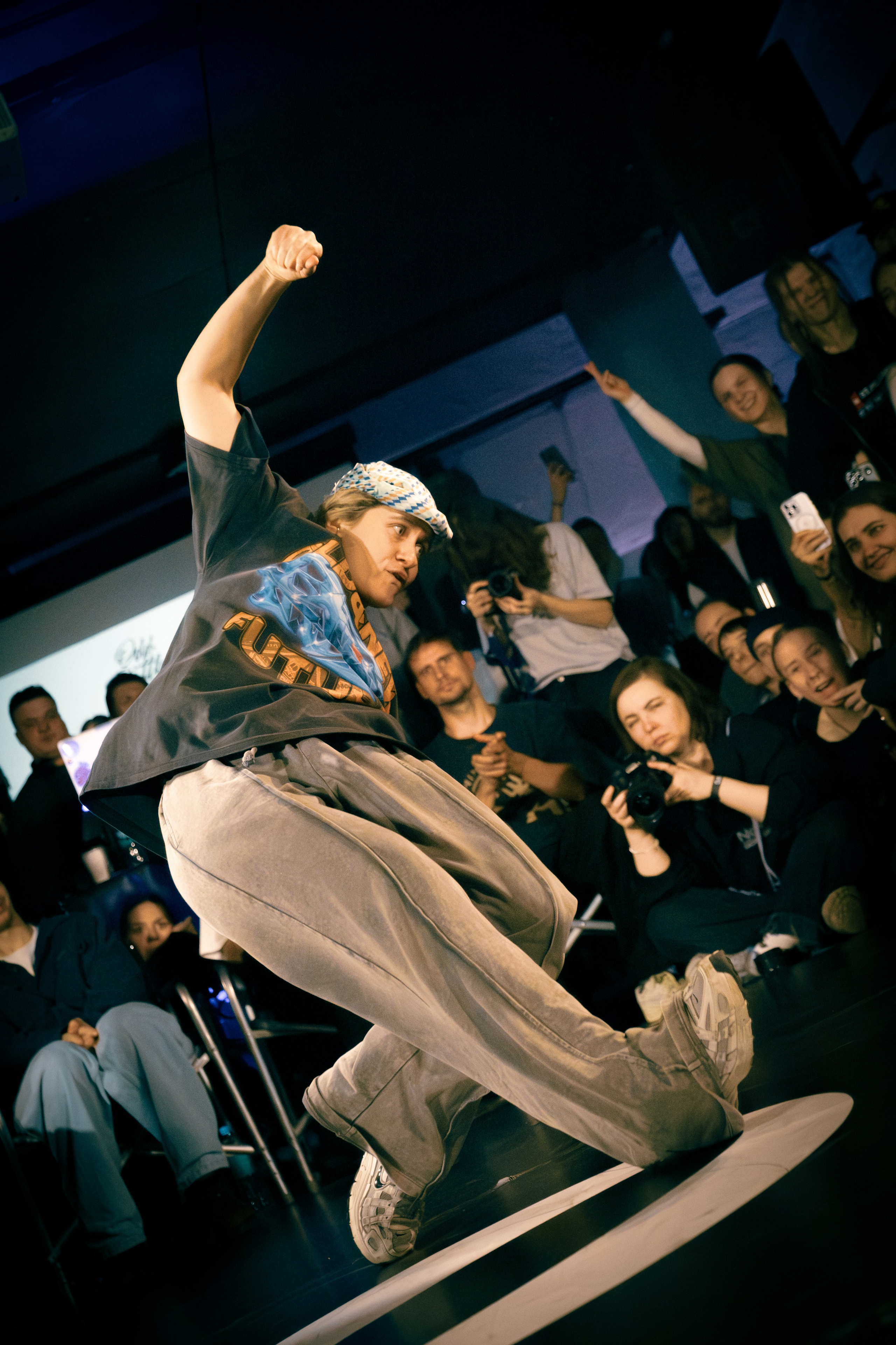 ODD BATTLE 04/05 (@youlovebu). Соня бу тебя сфоткала
