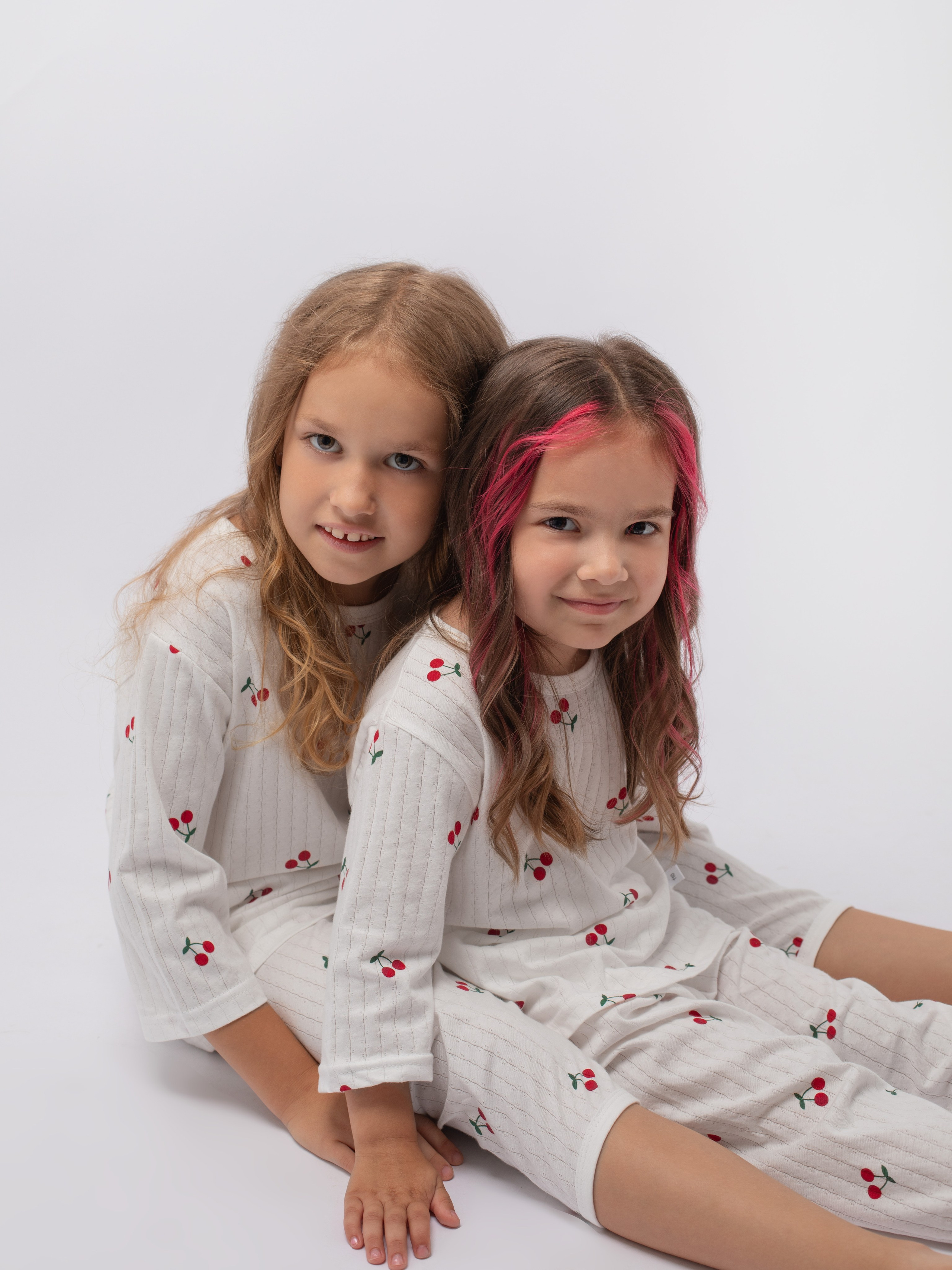 Пижама для девочек. Фотостудия предметной и модельной съёмки для маркетплейсов