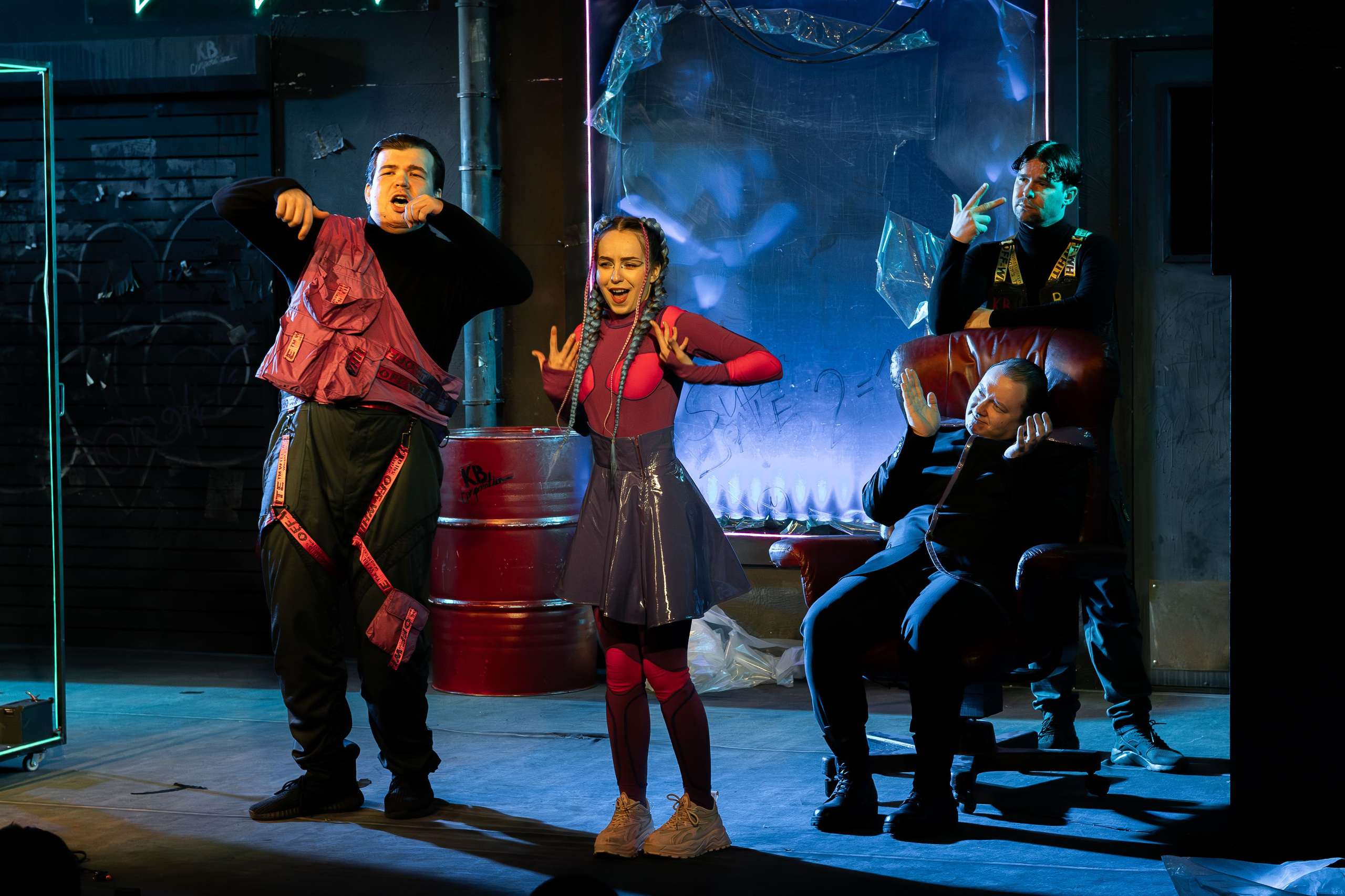 Театр Юного Зрителя «Буратино 2087». Кадр Плюс — Фотография с характером «Визуальный продюсер и фотограф Марк Файзулин»