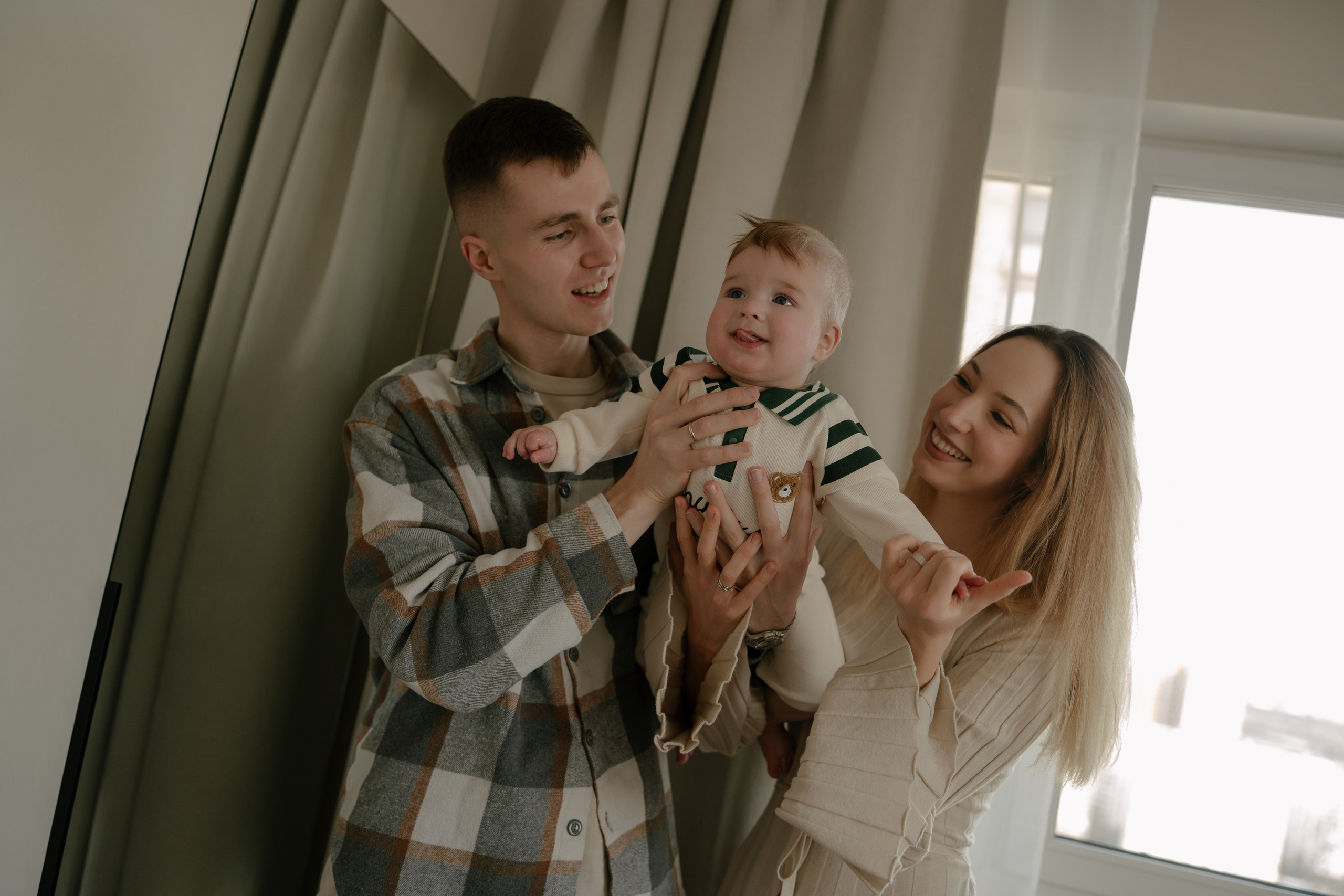 У вас дома. Свадебный и семейный фотограф в Москве и Красногорске — живые кадры | Анастасия Тихонова