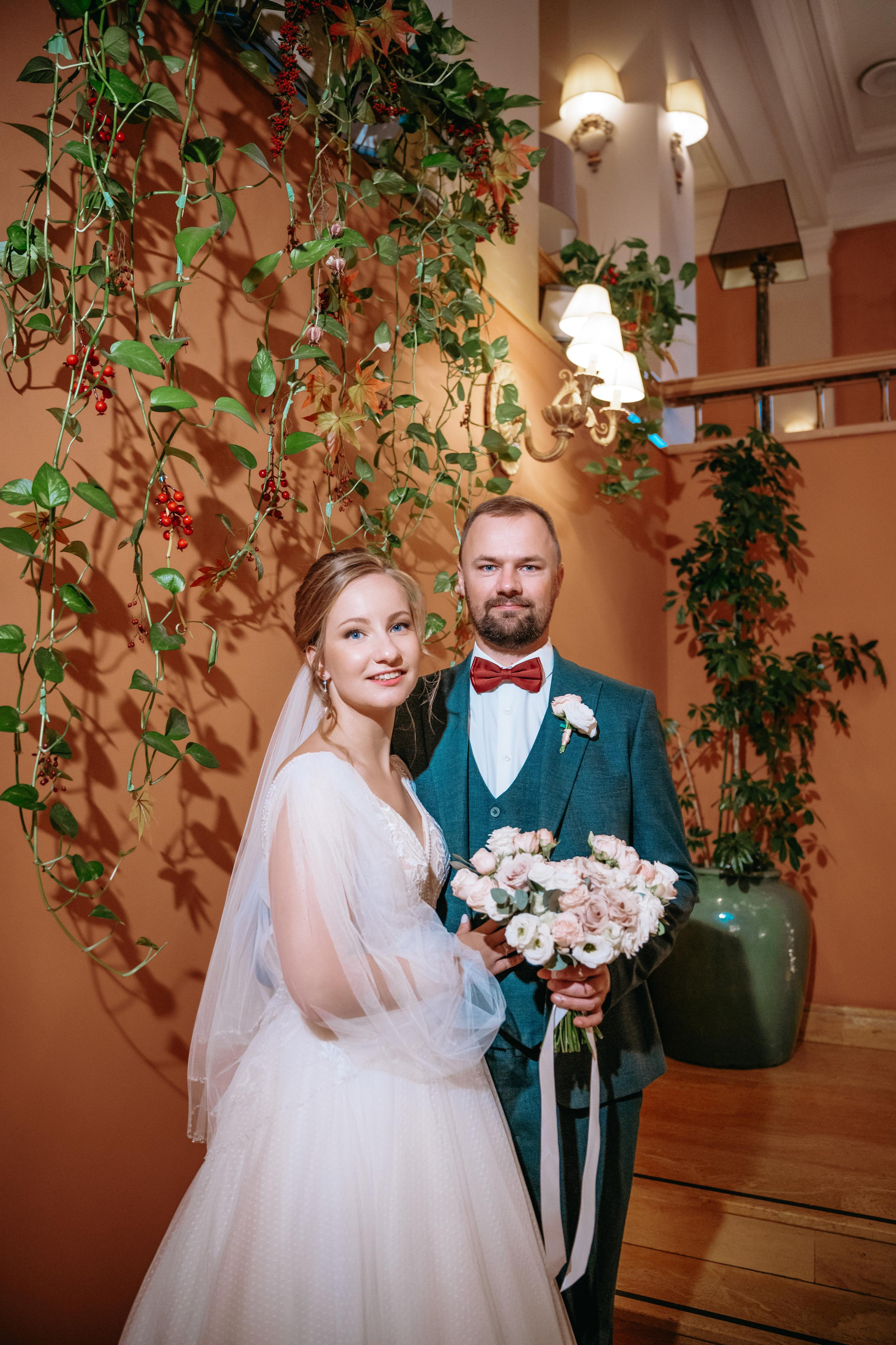 Свадебная фотосессия в ресторане Романтик (гостиница Украина)