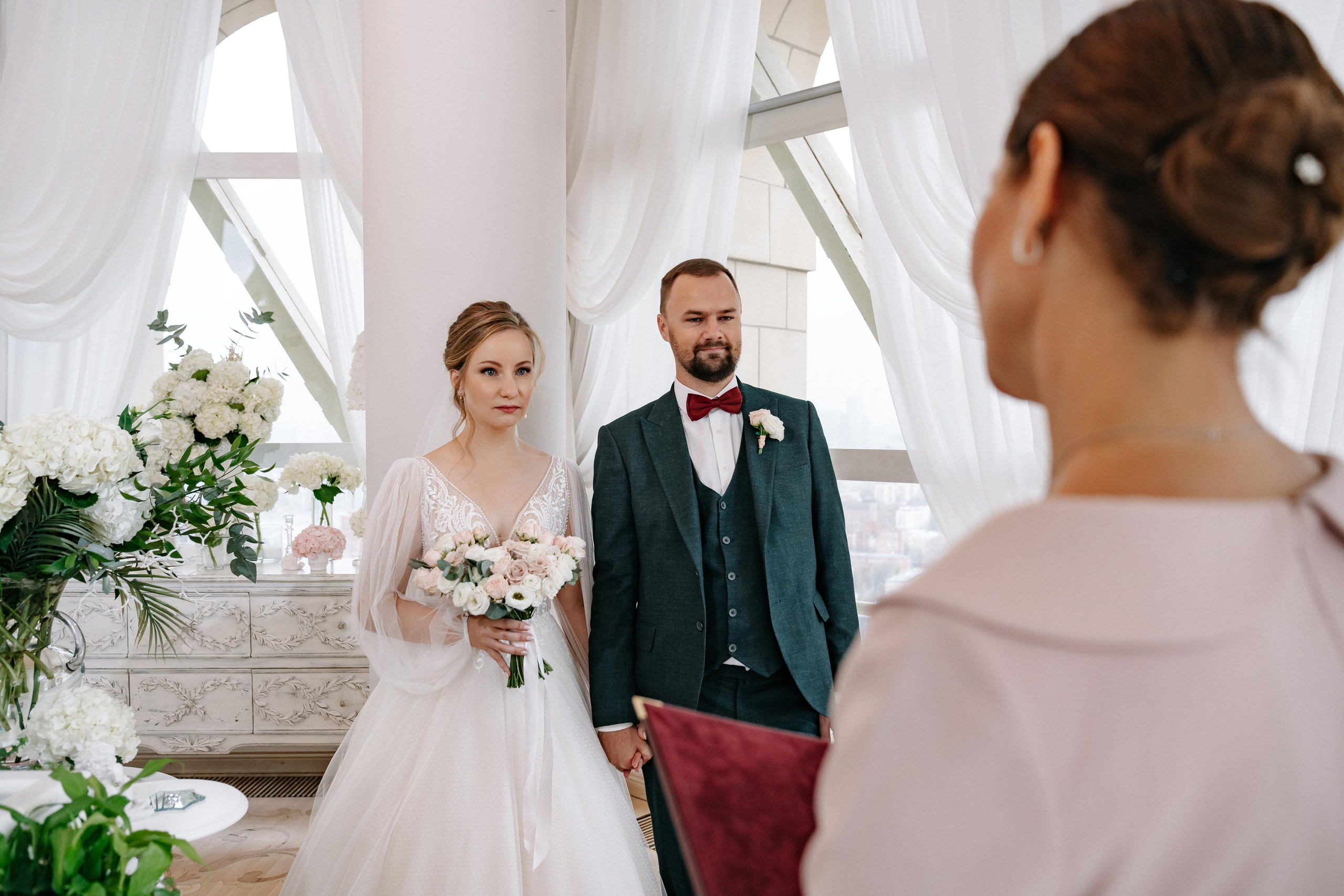 Свадебная фотосессия в ресторане Романтик (гостиница Украина)