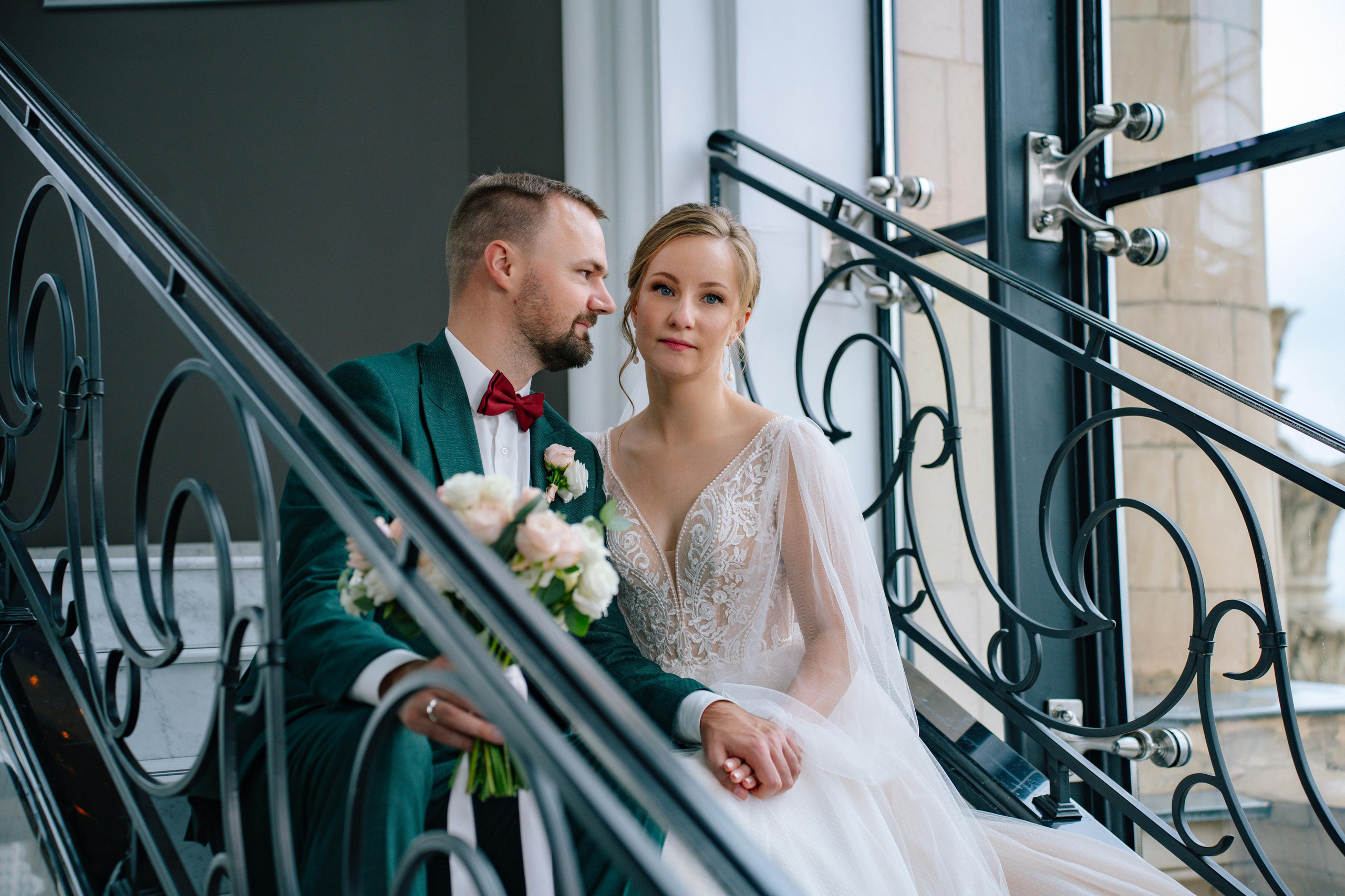 Свадебная фотосессия в ресторане BUONO (Бона) и Mercedes Bar (гостиница Украина)