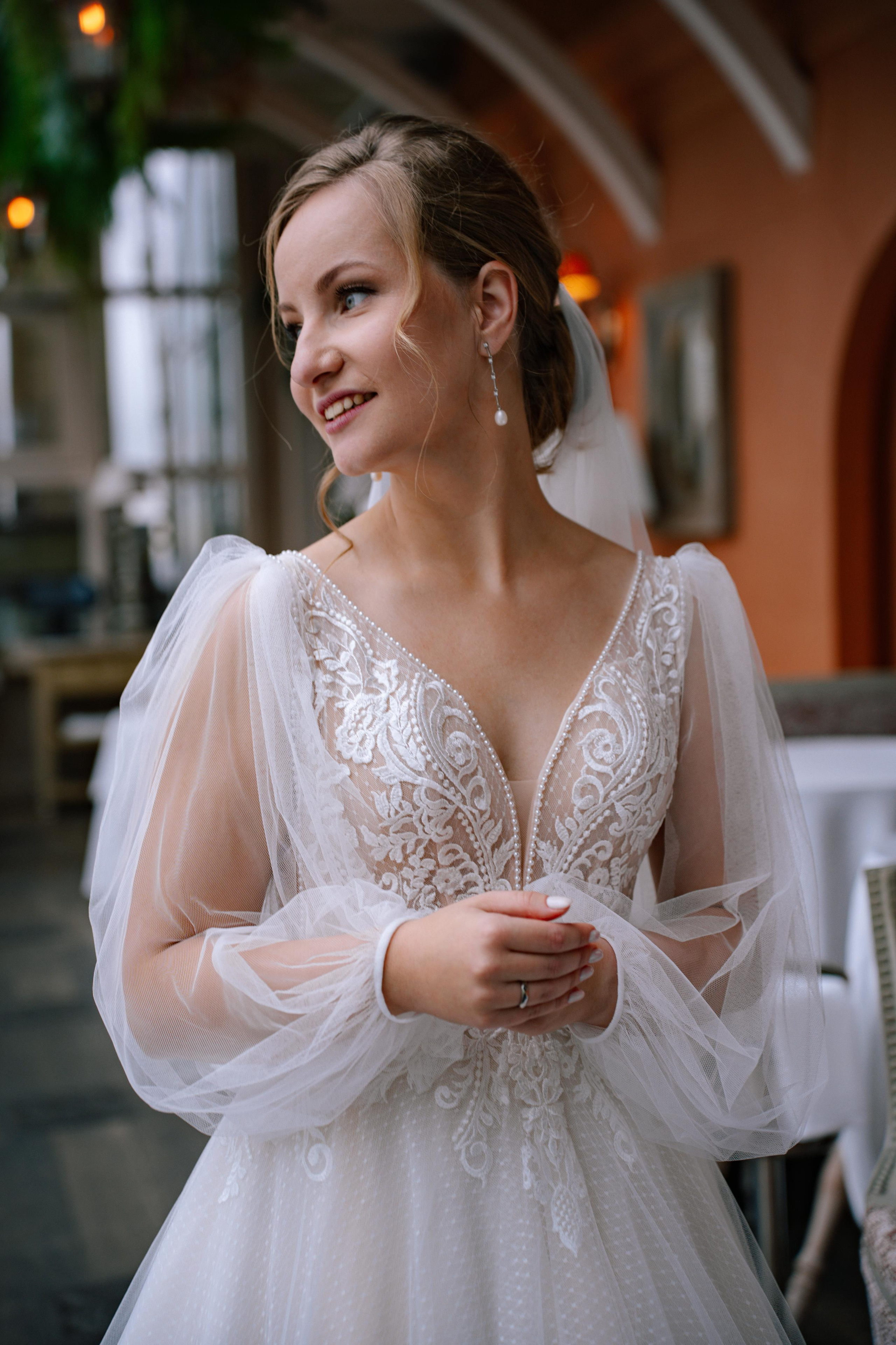 Свадебная фотосессия в ресторане BUONO (Бона) и Mercedes Bar (гостиница Украина)