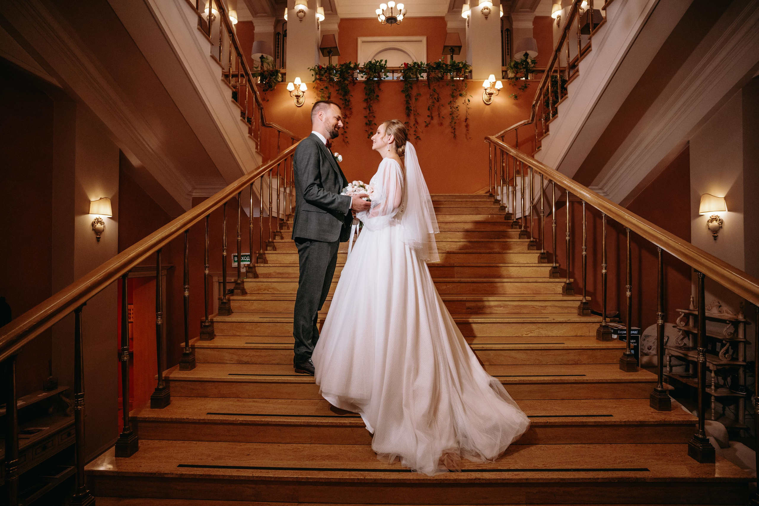 Свадебная фотосессия в ресторане Романтик (гостиница Украина)