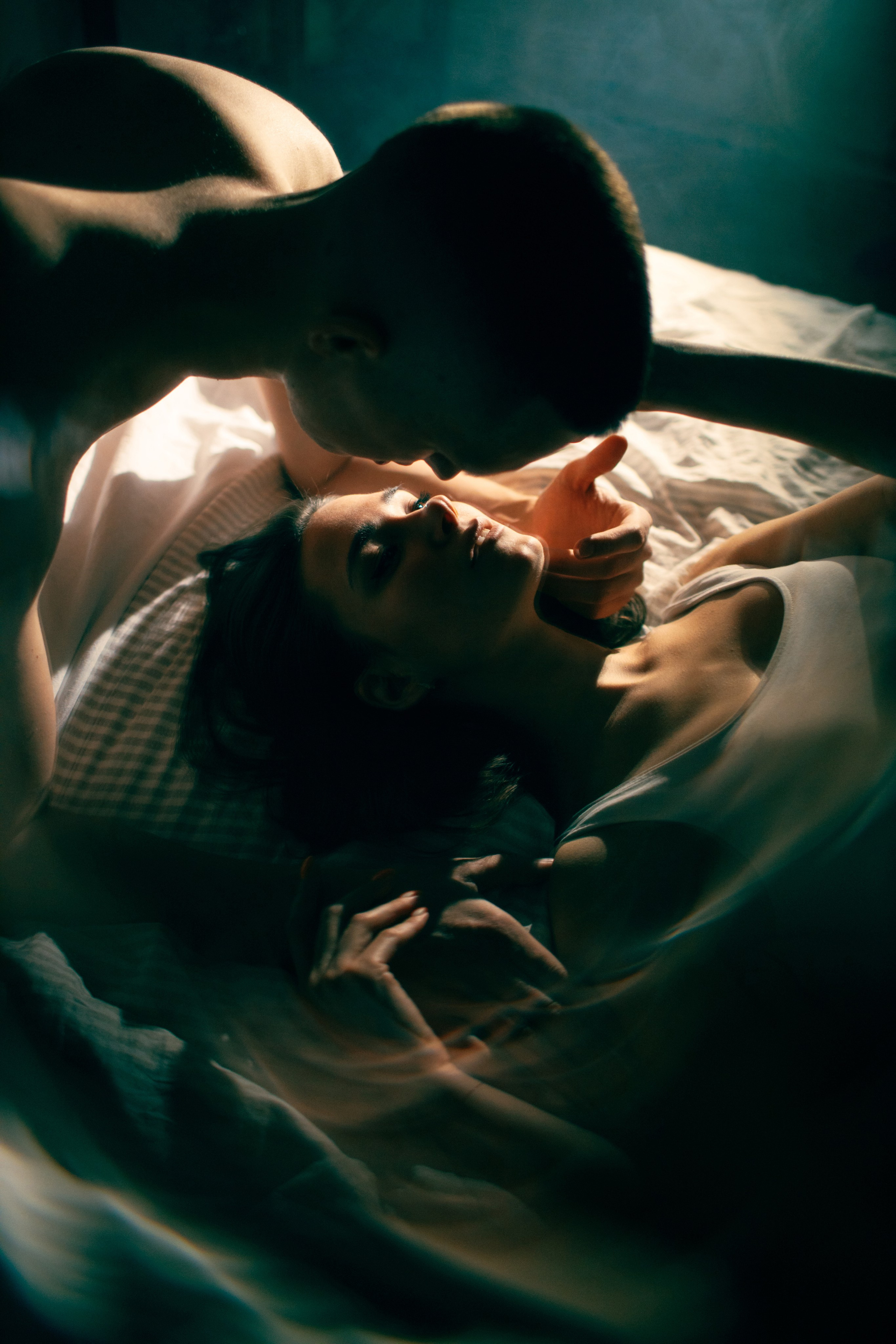 Меланхолия чувств. Портретный фотограф Лакшин Денис. Истории через фотографию