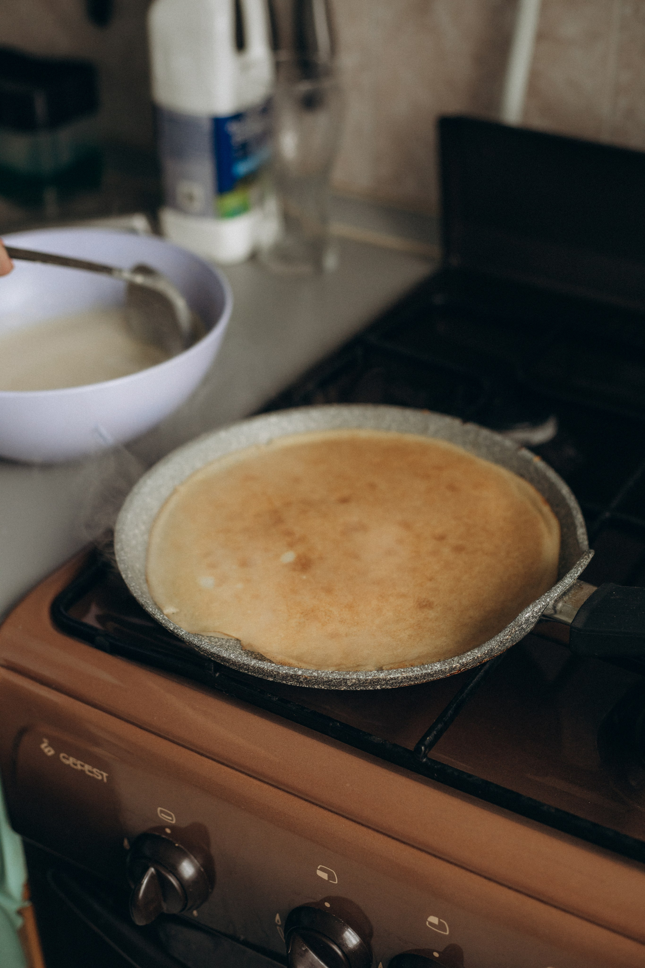 Домашняя съемка с блинами. Семейный фотограф в Ростове-на-Дону Безкишкина Татьяна