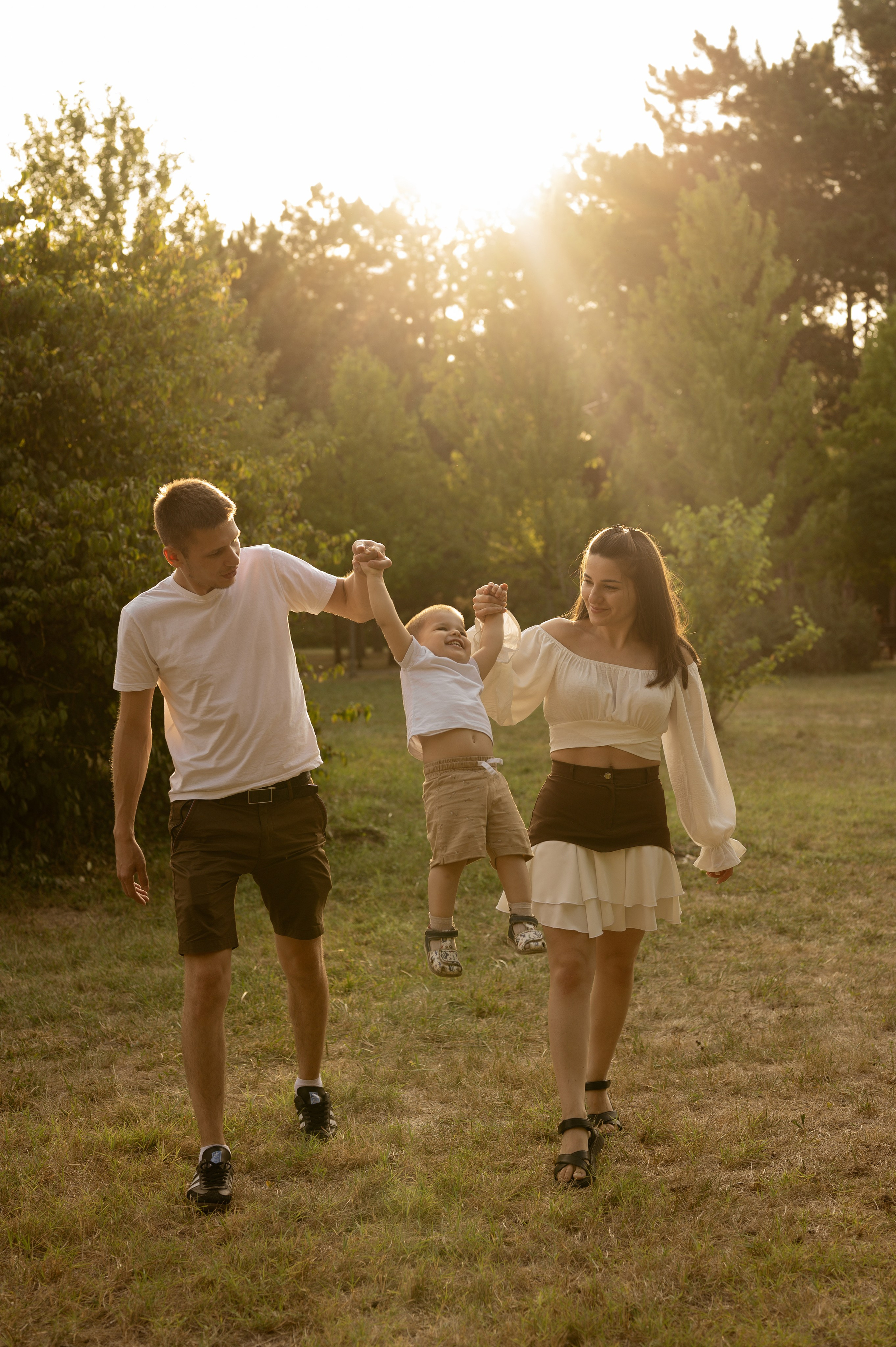 Летняя семейная фотосессия в парке. Свадебный и семейный фотограф в Краснодаре Алина Мельник