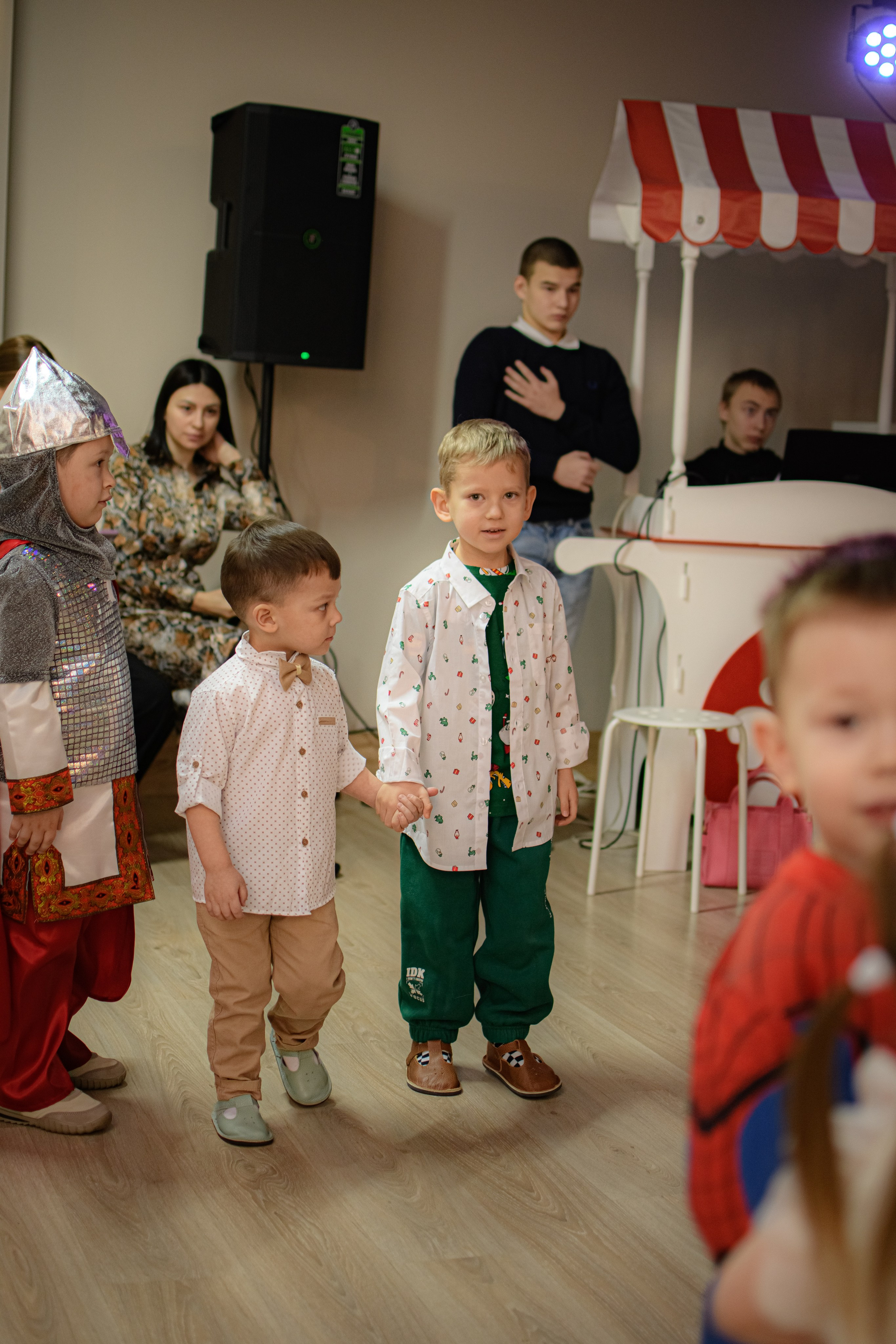 HAPPY NEW YEAR. Photokarish