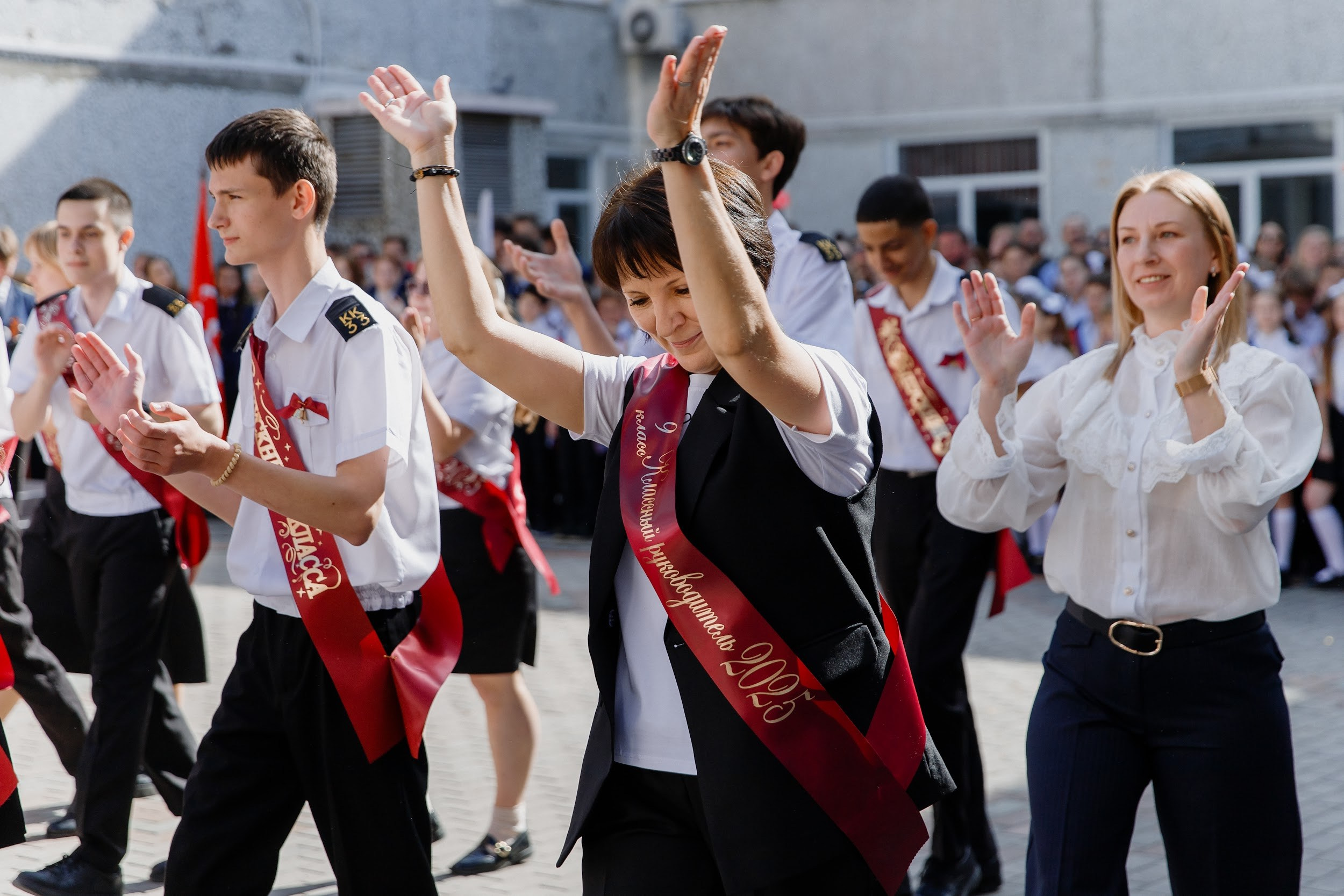 9 класс 33 школа. Выпускные альбомы Натальи Бутко: Новороссийск, Анапа, Геленджик