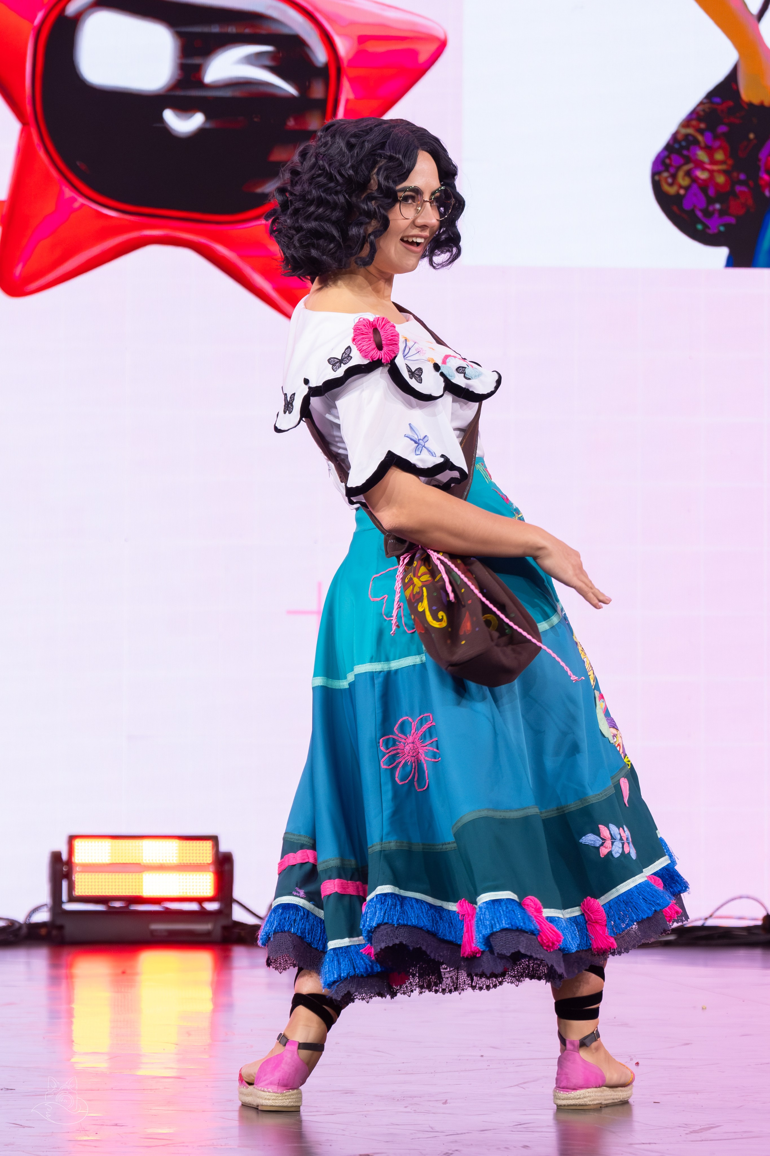 Сцена РЭД ЭКСПО 2024. Косплей фотограф