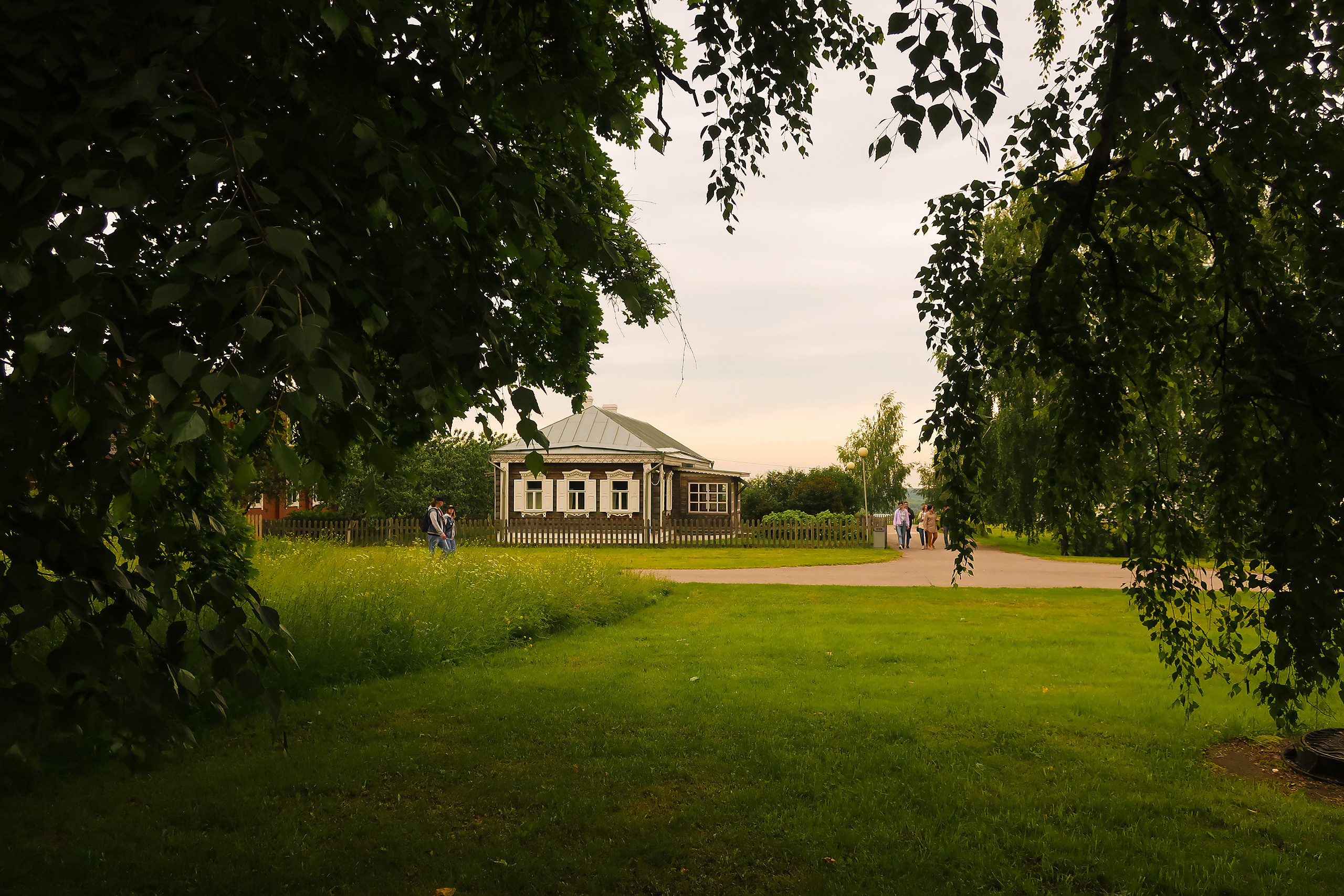 Фотокладовка ТОП-20. Проект «Фотокладовка»: блог уличной фотографии в формате street photo