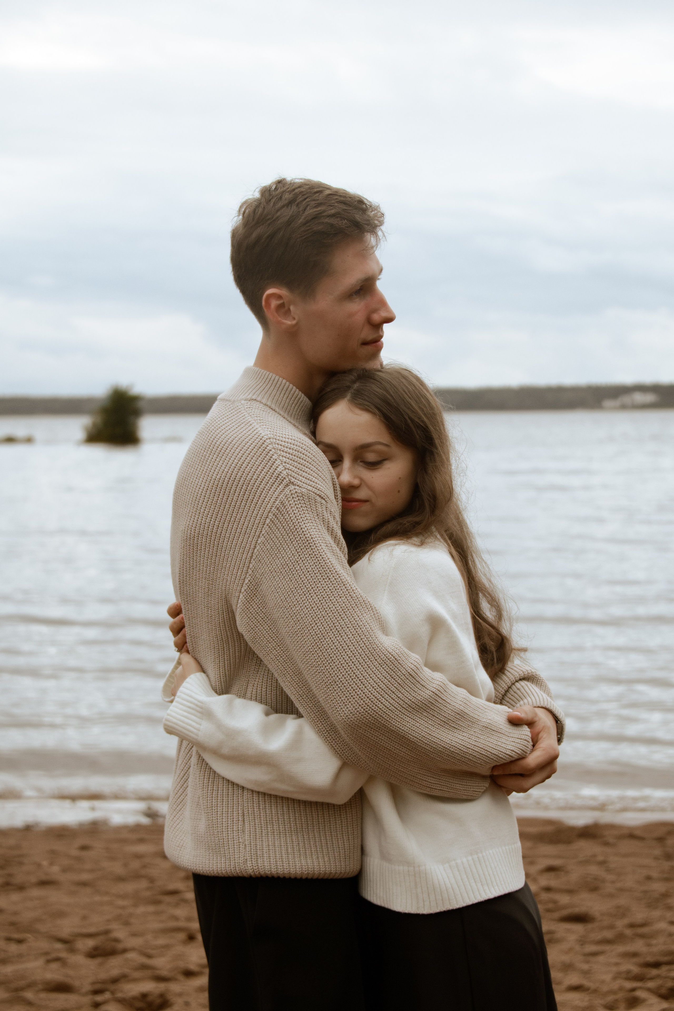 Love story у озера. Фотограф в Санкт-Петербурге Ксения Яковчук