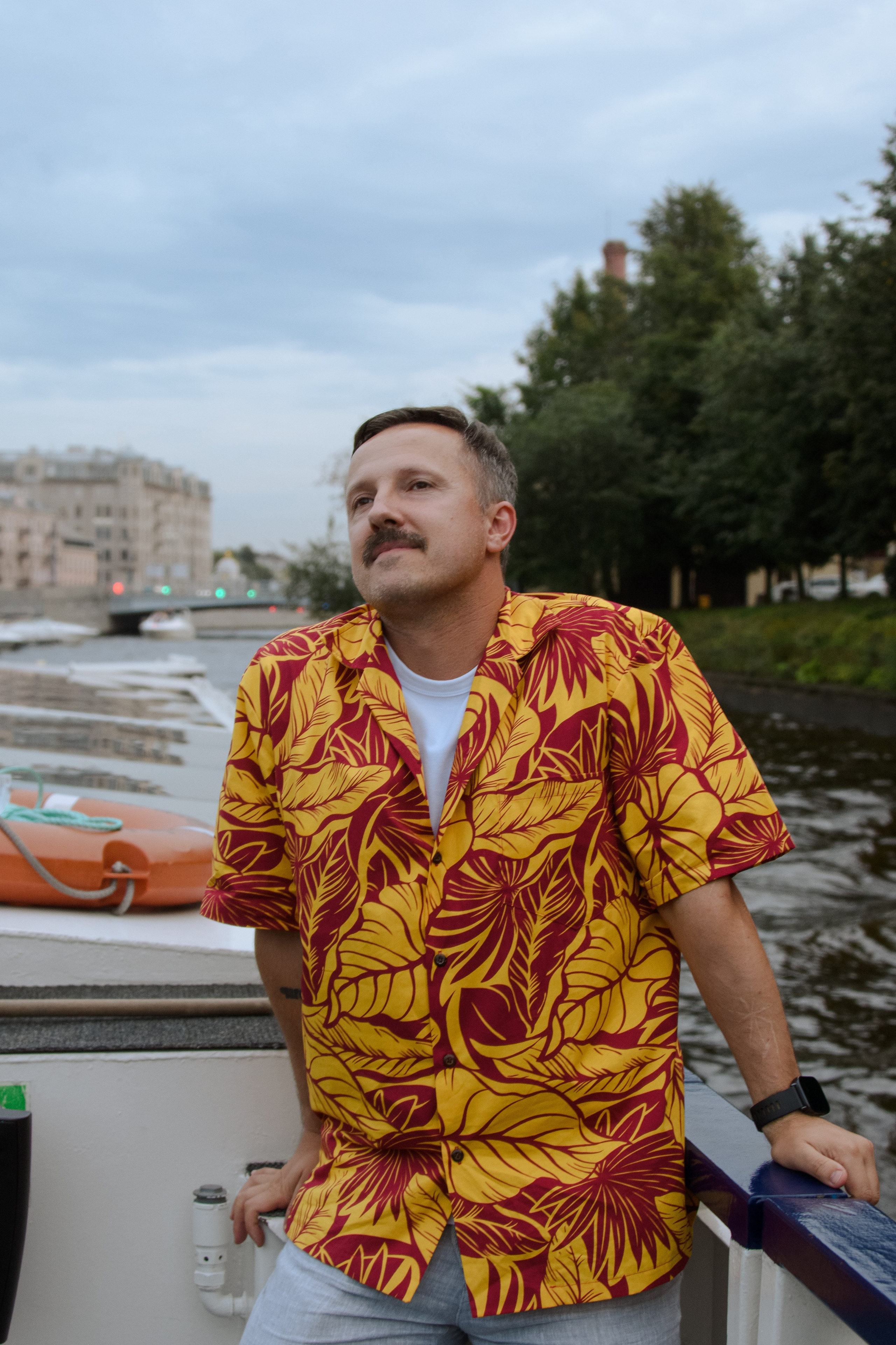 Корпоратив на теплоходе в стиле «Италия». Фотограф в Санкт-Петербурге Ксения Яковчук