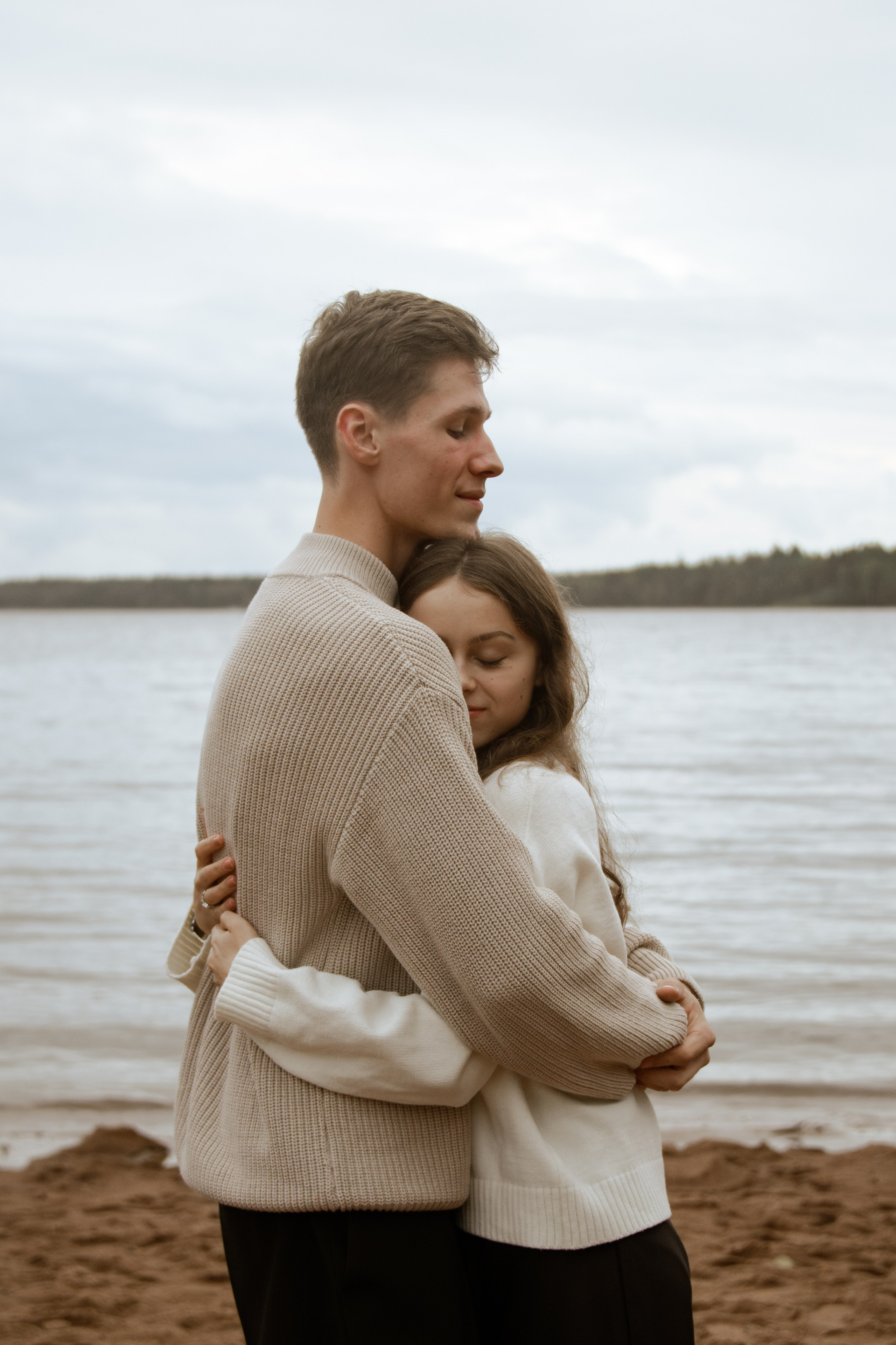 Love story у озера. Фотограф в Санкт-Петербурге Ксения Яковчук