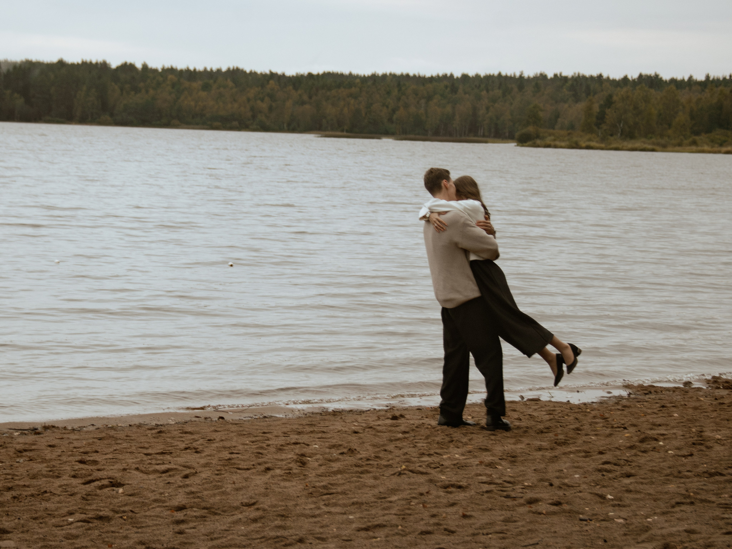 Love story у озера. Фотограф в Санкт-Петербурге Ксения Яковчук