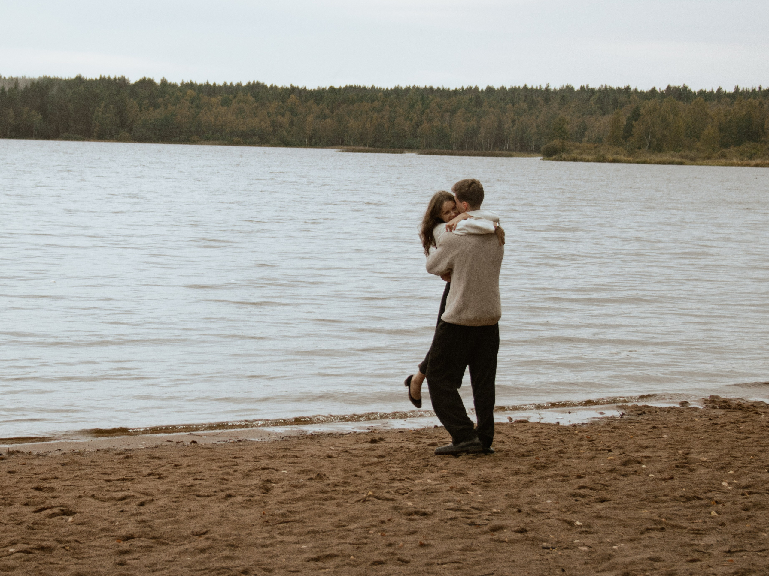 Love story у озера. Фотограф в Санкт-Петербурге Ксения Яковчук