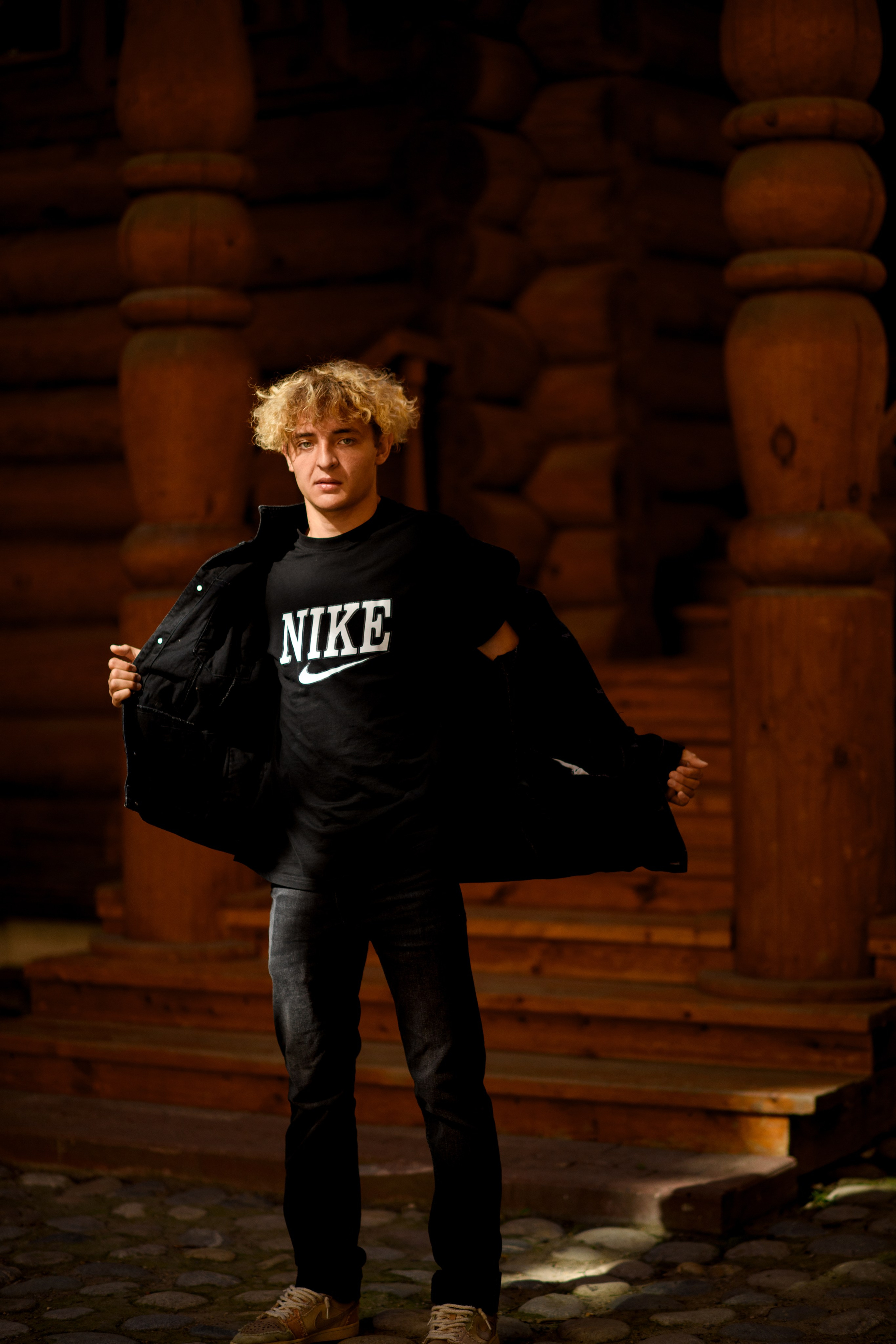 Фотосессия мальчика-подростка в Коломенском. Главная