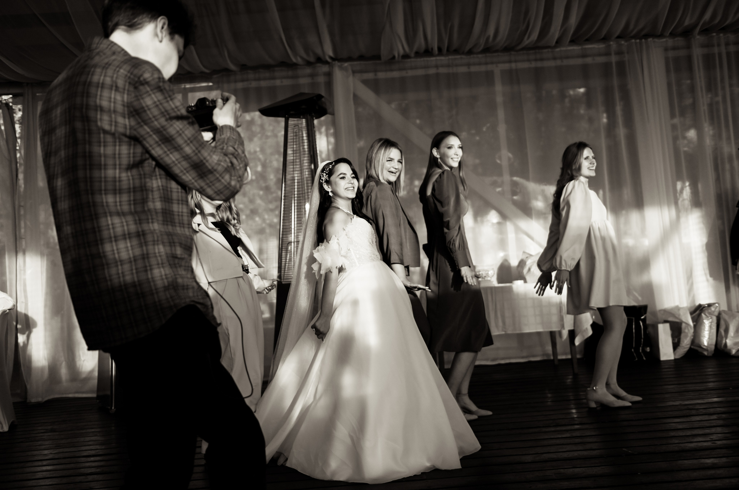 Шикарные ребята Владислав и Анастасия. Свадебный, семейный, детский, контент фотограф в Омске Максим Ильин