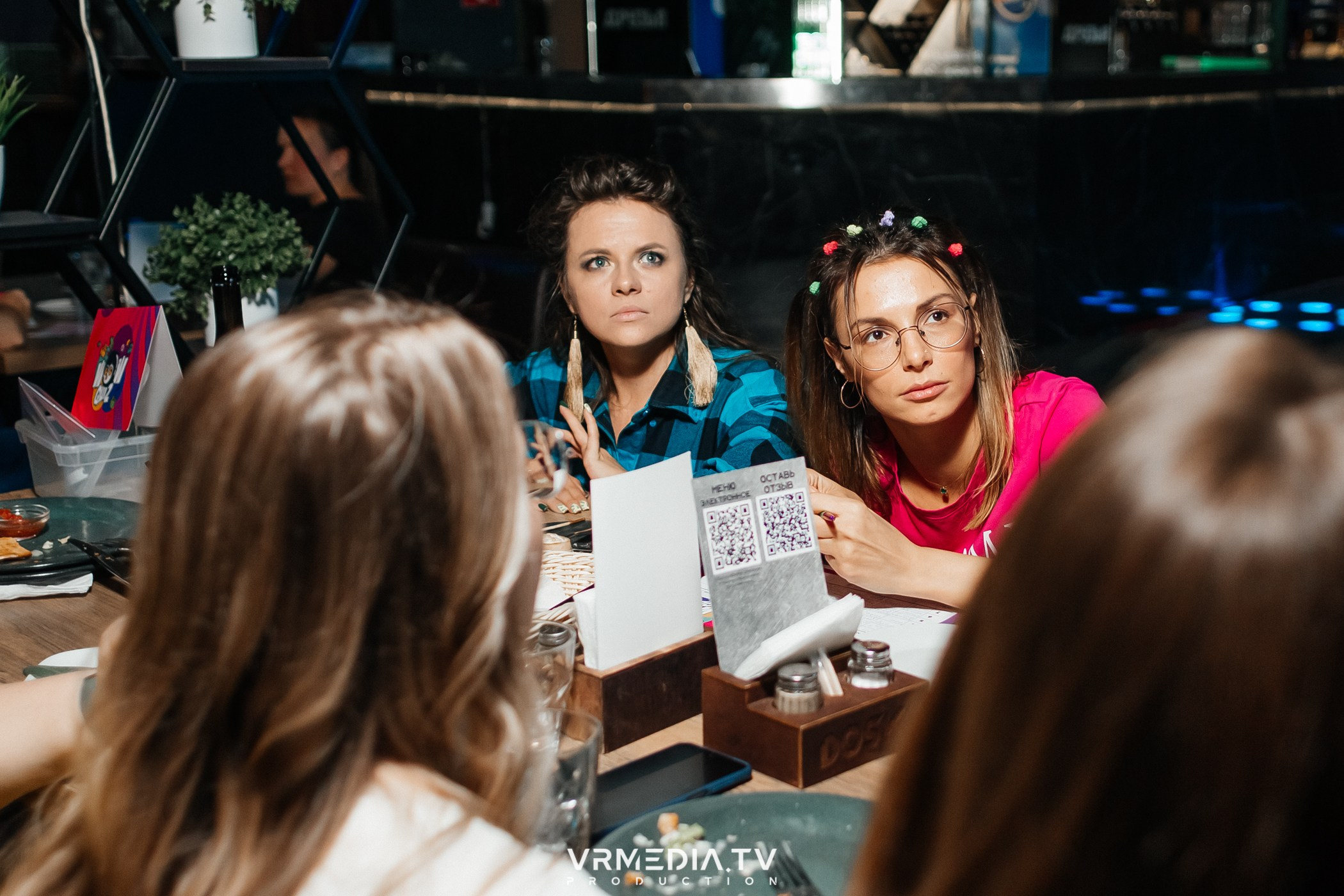 WoW QuiZ в баре «Друзья»