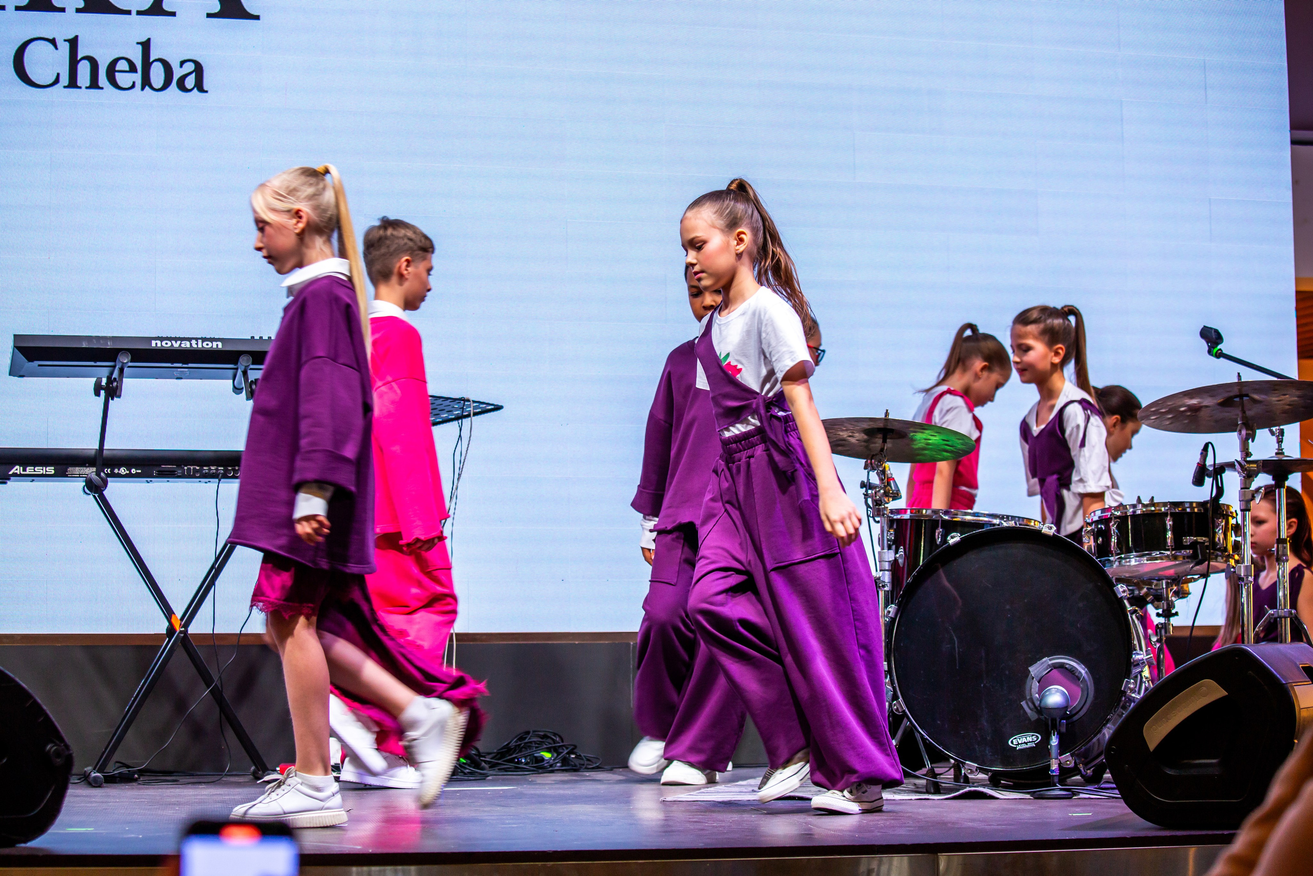 Показ-концерт детского модельного агентства SAYMYNAME. Репортажный, семейный, свадебный, портретный фотограф