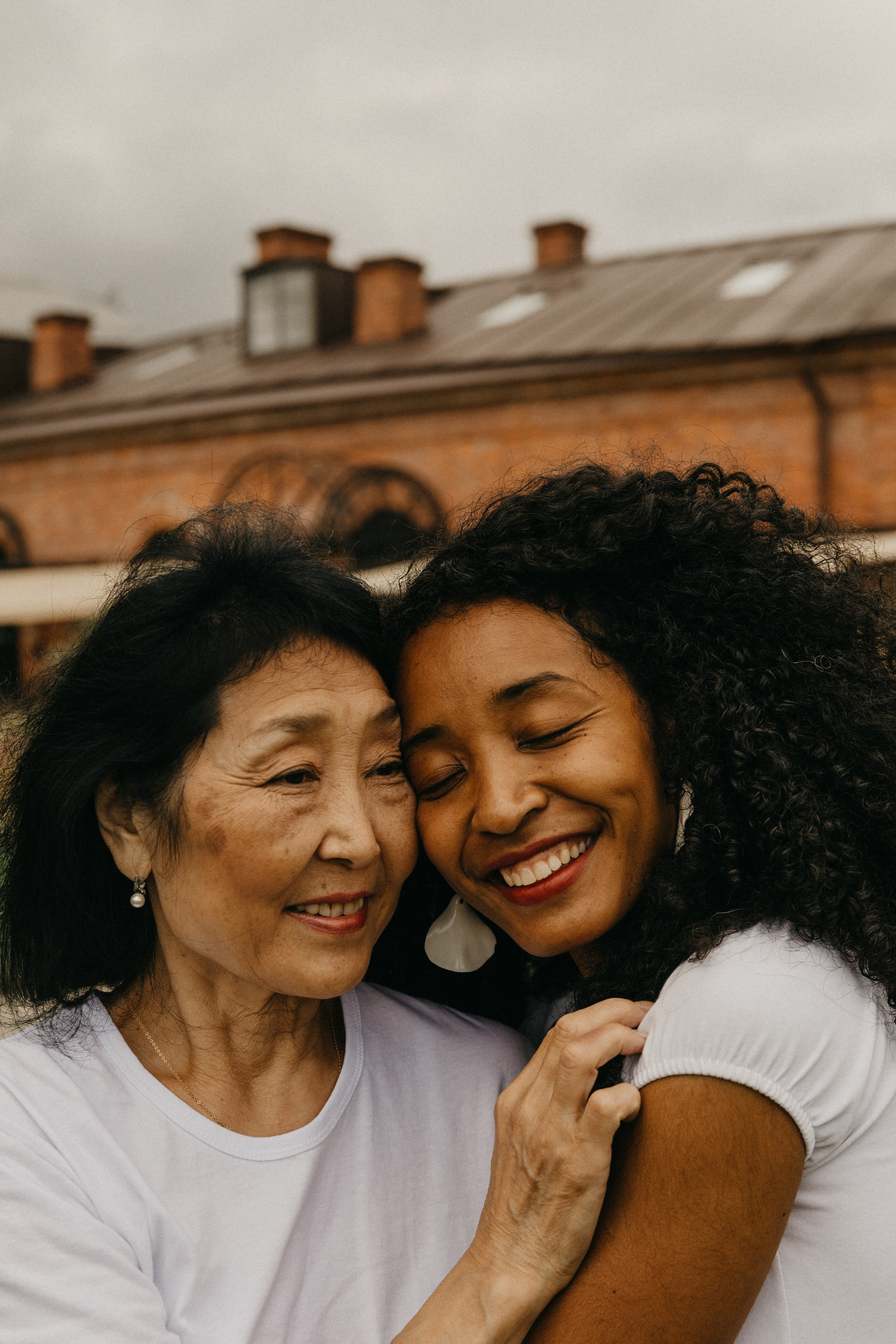 Лида, Антонина, Эвелина, Даня. Главная