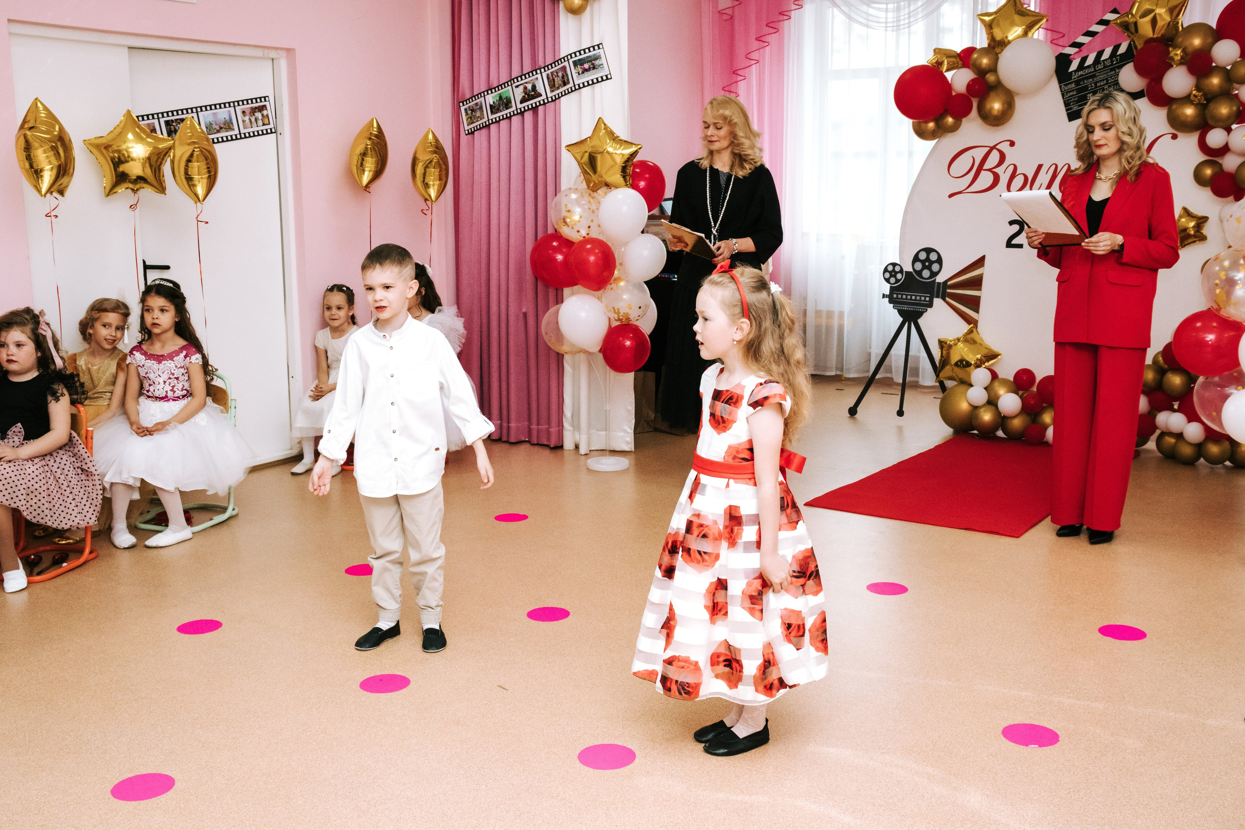 Фотограф на выпускной Детского сада Томск. Фотограф в Томске Дарья Пучкина