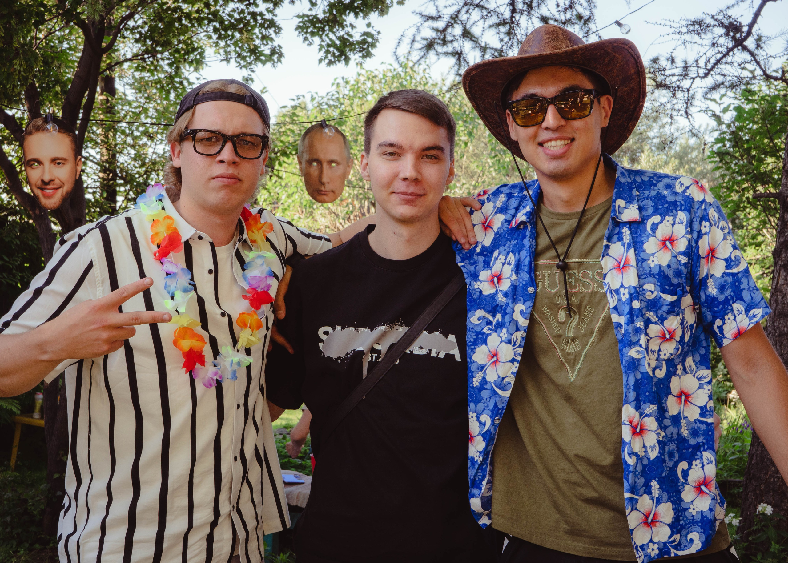 Гавайская вечеринка. Кир Анисин. Режиссер & фотограф