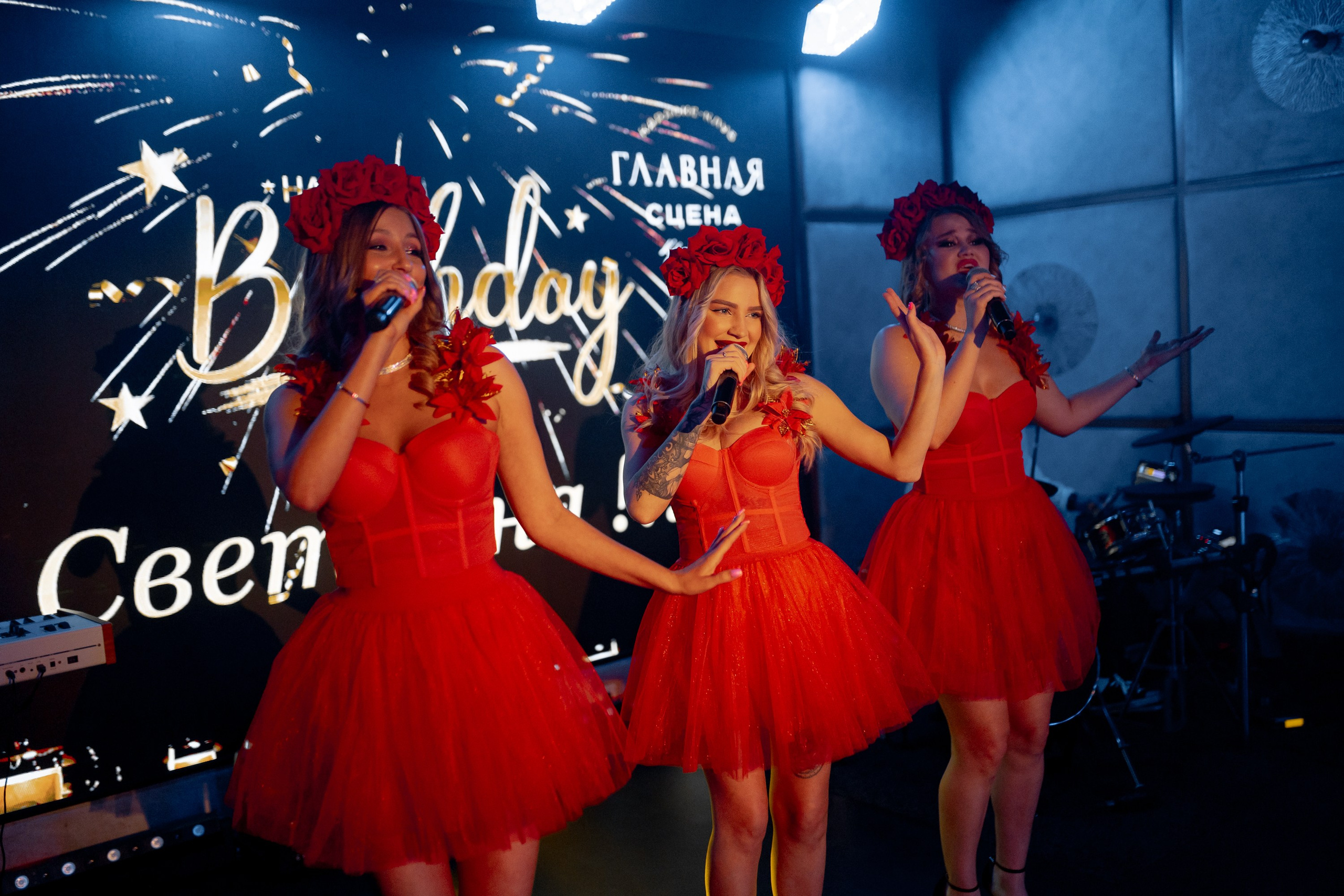 | Главная Сцена | MATRYOSHKA. Главная