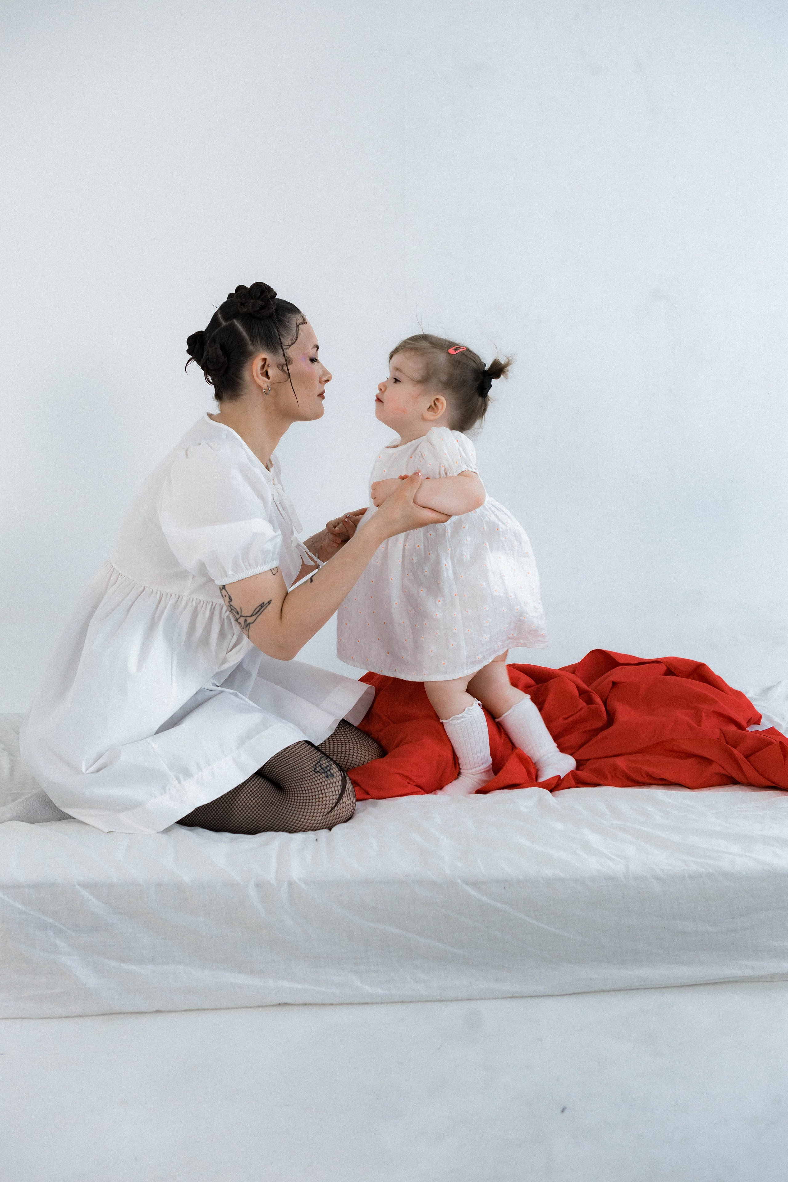 Семейная: Алена и ее дочка Женя. Контент-фотограф для творческих единиц и мастеров в Санкт-Петербурге