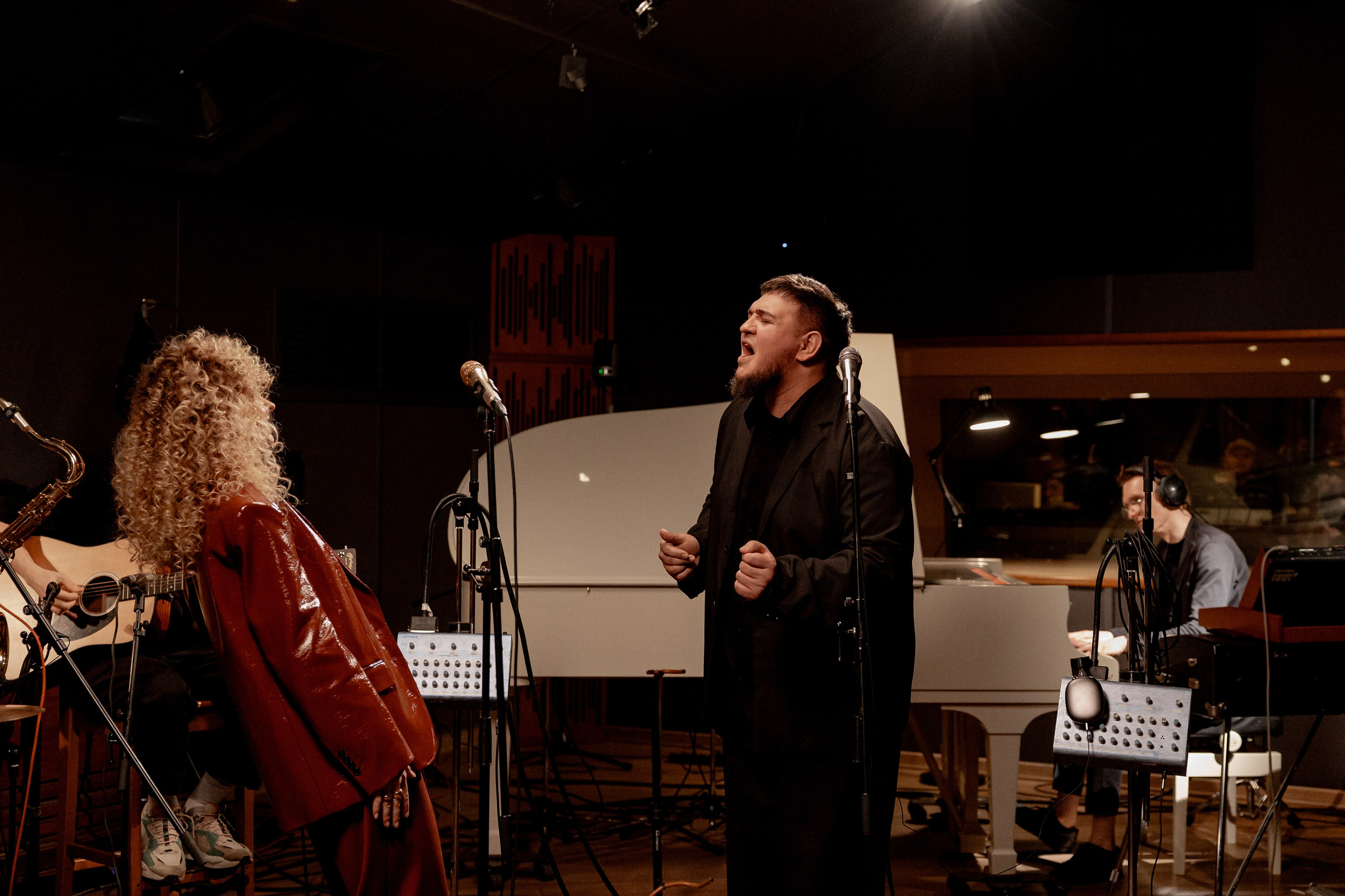 Съёмка клипа БИГГИ и Teysha. Свадебный и контент фотограф в Москве — Юлия Барно (Баранова)