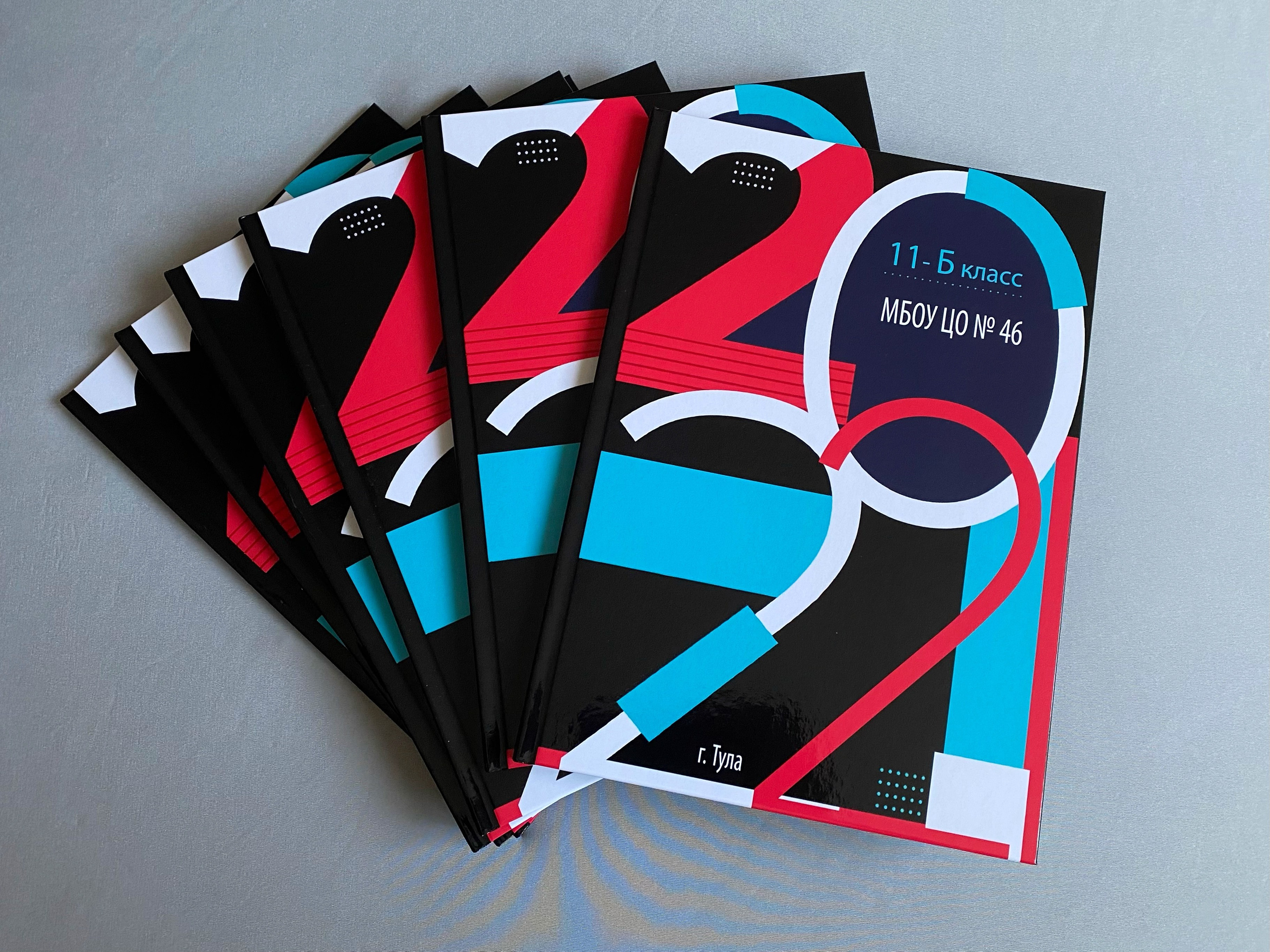 Смотреть альбом на 12 разворотов. Выпускные альбомы в Иваново, Тейково школьный фотограф