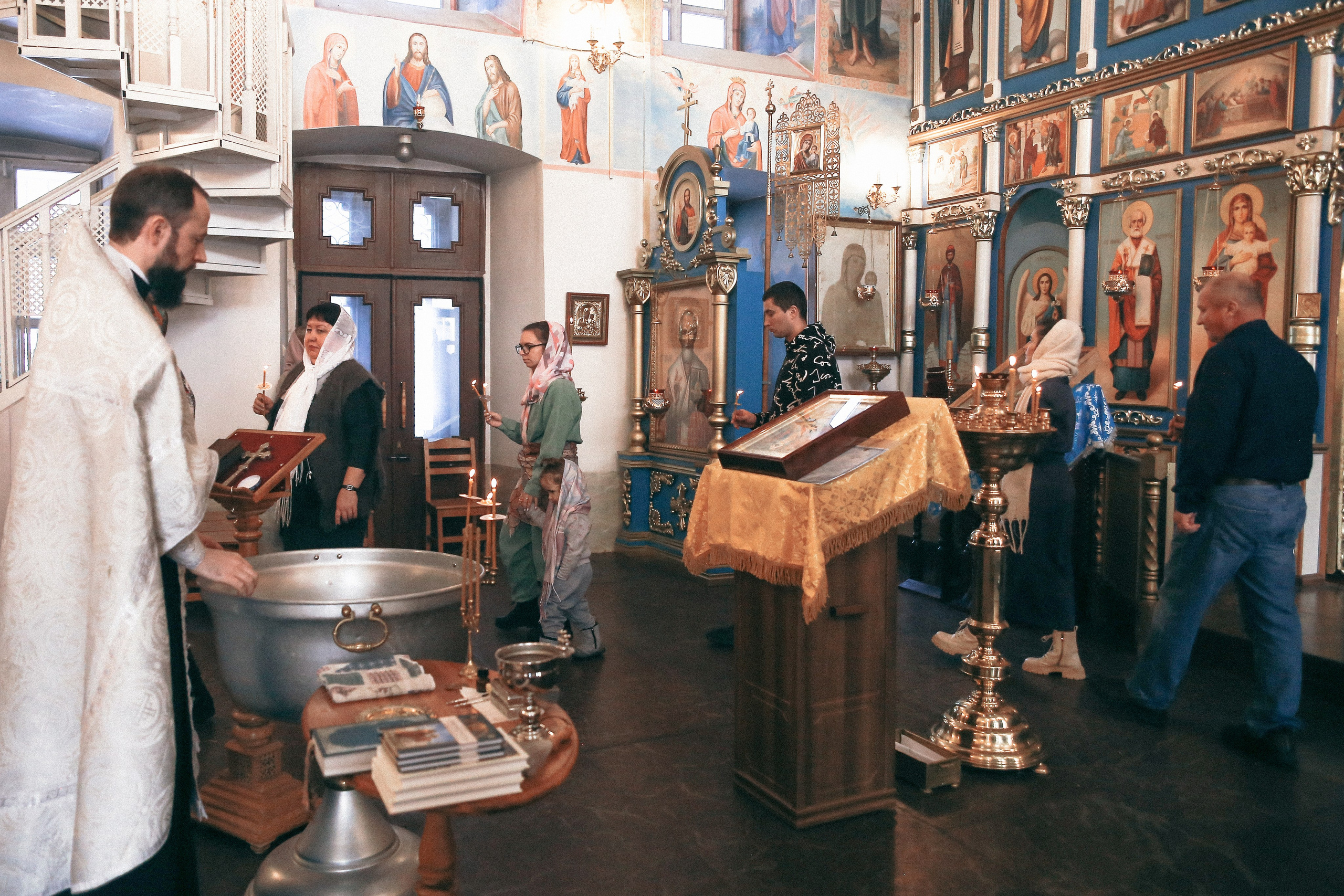 Крещение Софии. Храм Корсунской Иконы Божией Матери. Антонина Морозова, профессиональный семейный фотограф видеограф