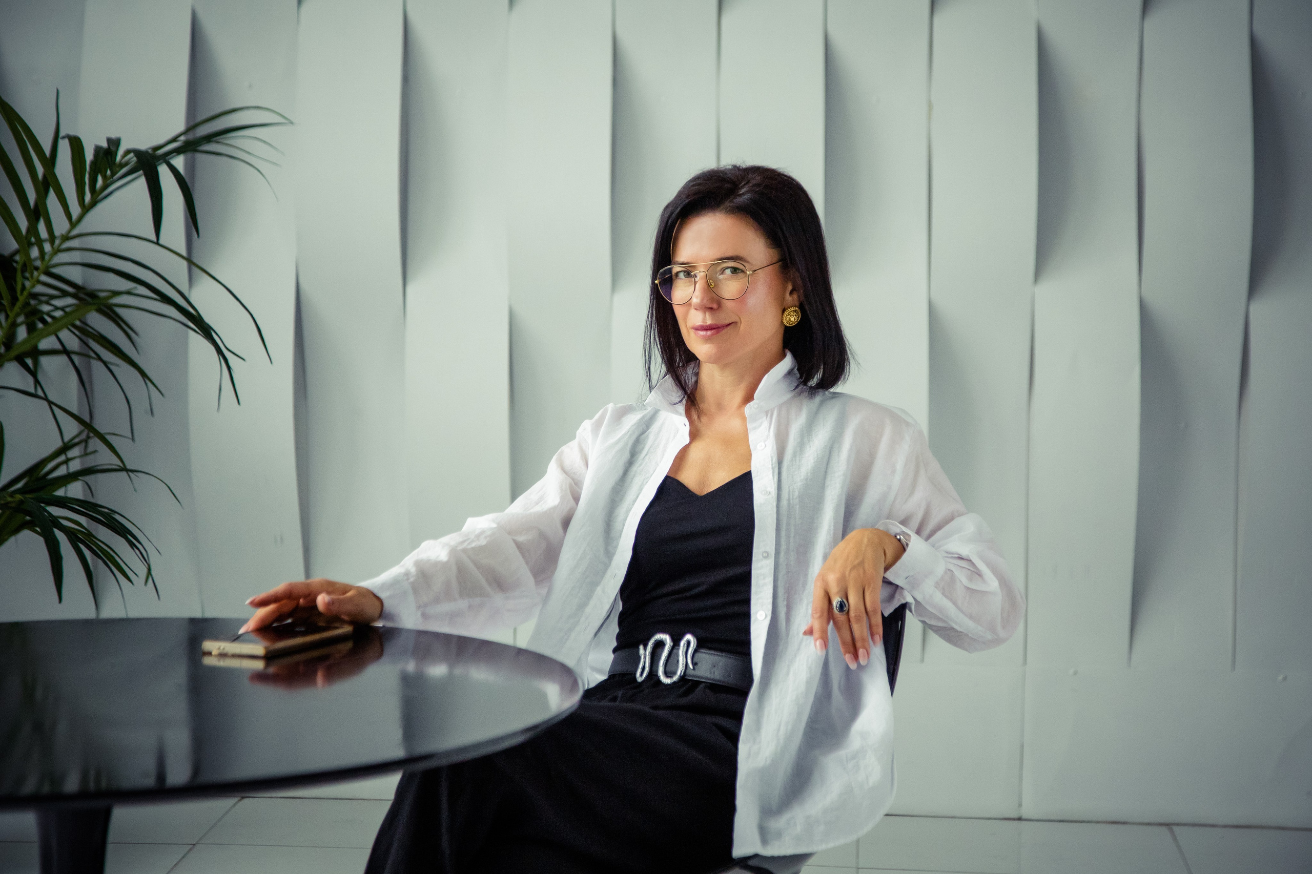 Студийная фотосессия Cross Studio зал Волна. Свадебный и семейный фотограф в Москве и Подмосковье Лариса Козлова