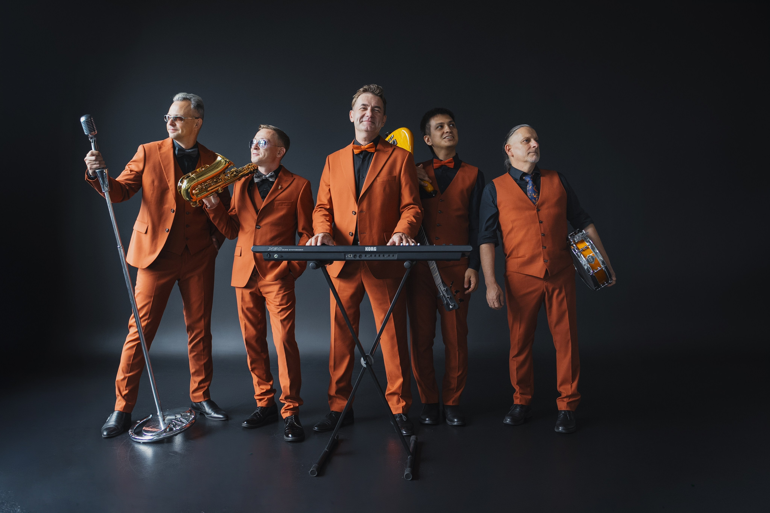 Briolin Light Orchestra. Главная