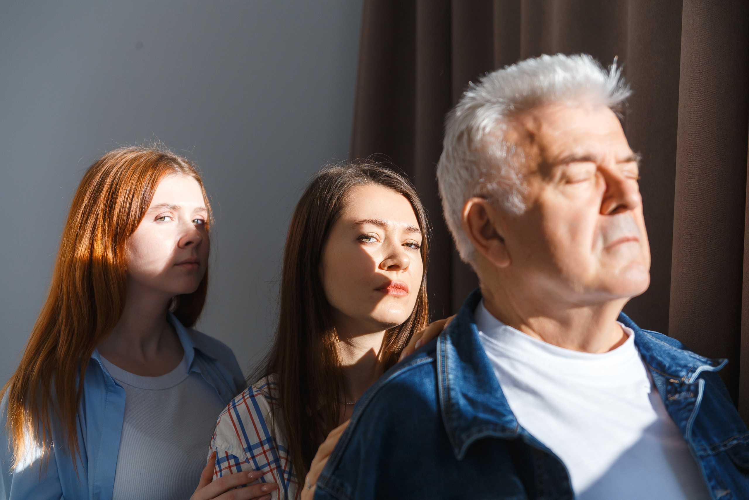 Рождественская встреча Синицыных в студии. Событийный фотограф Максим Бескоровайновнов