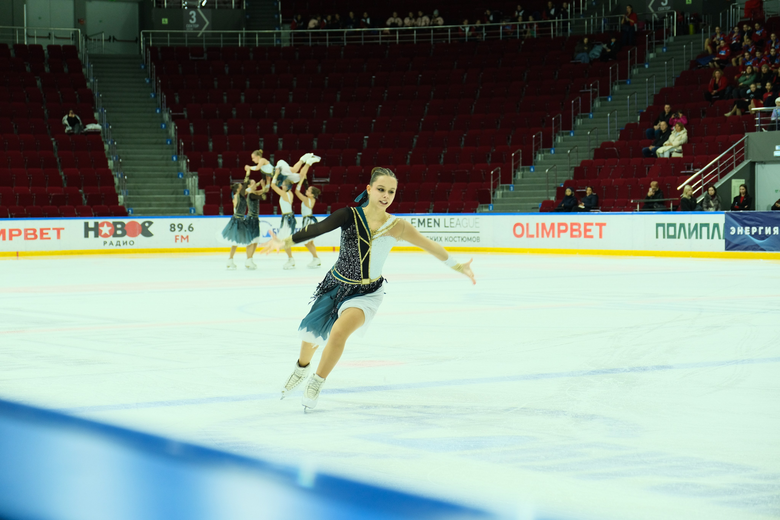 «Самарочка» этап кубка России по синхронному фигурному катанию. Александр Носов. Портретный и репортажный фотограф в Самаре
