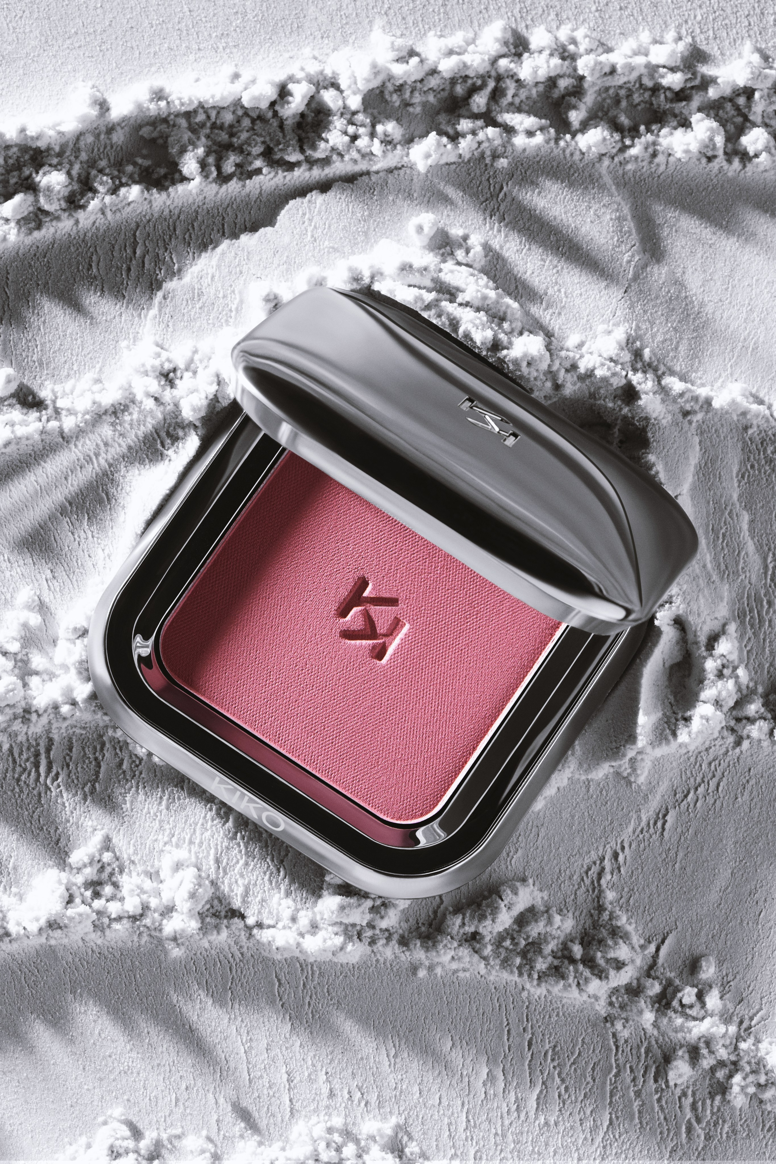 Предметный и ювелирный фотограф в Санкт-Петербурге