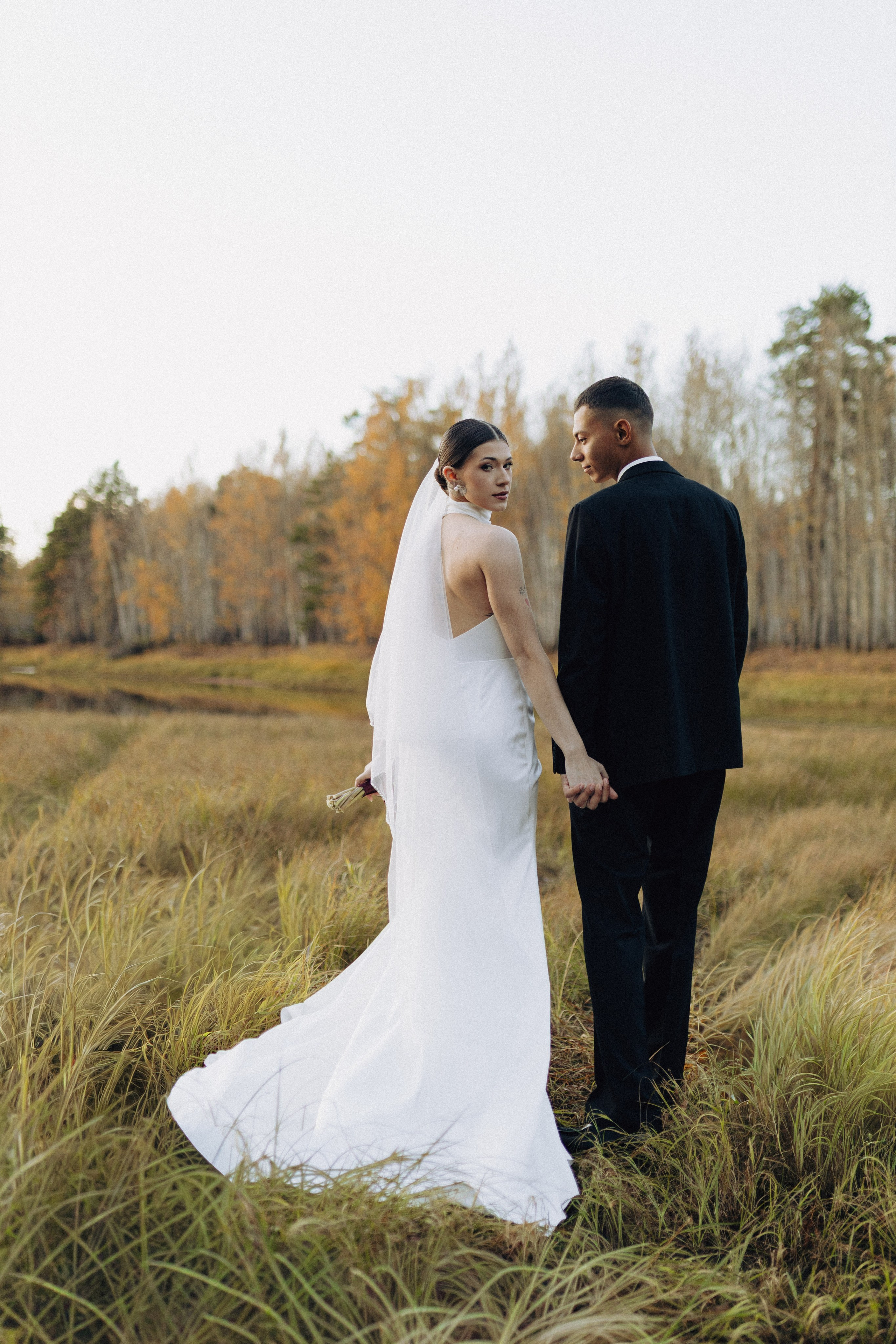 Ruslan & Alina. Photographer — Regina Sal’manova. Uray