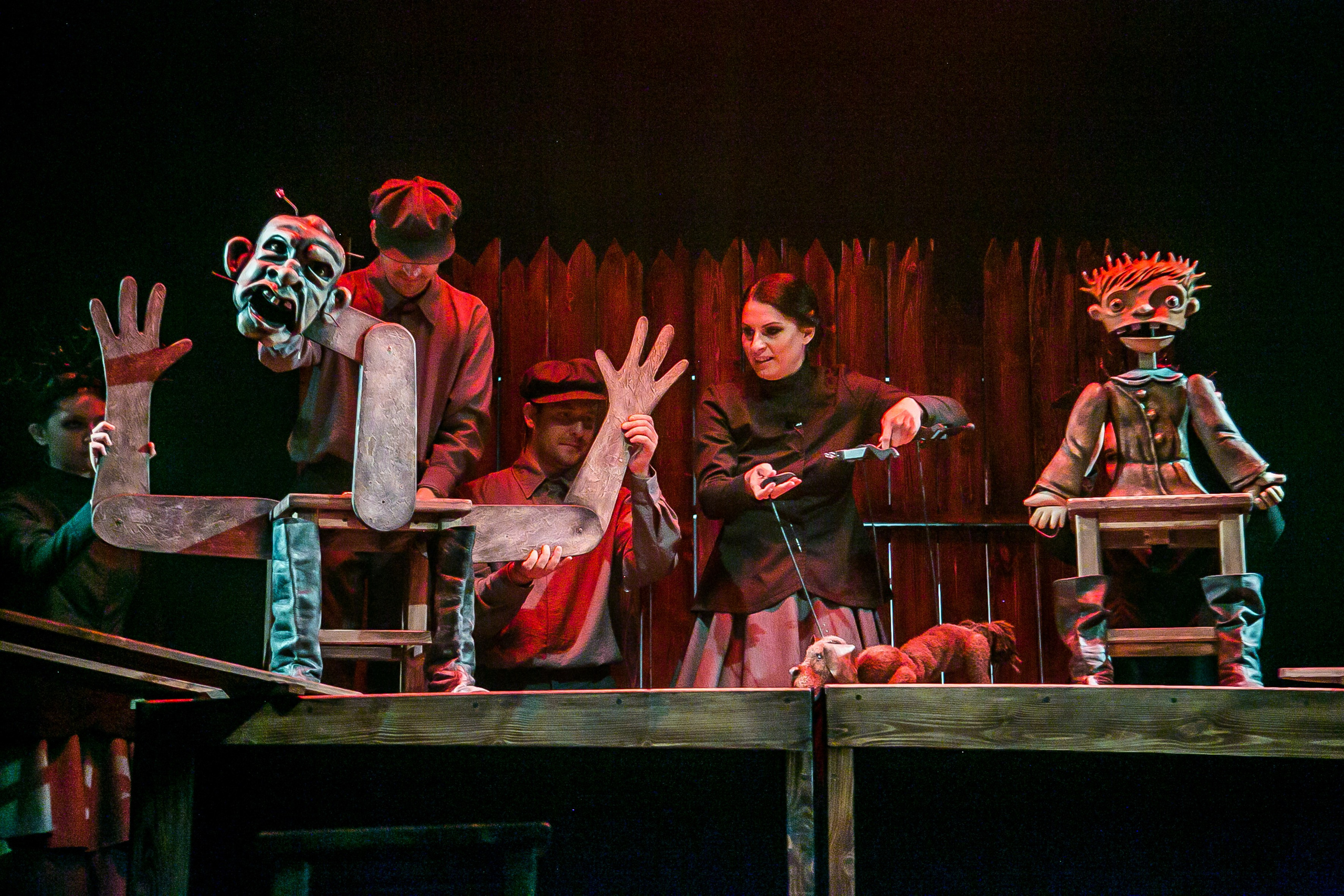 Спектакль «Каштанка». Художник по свету Максим Сергачев